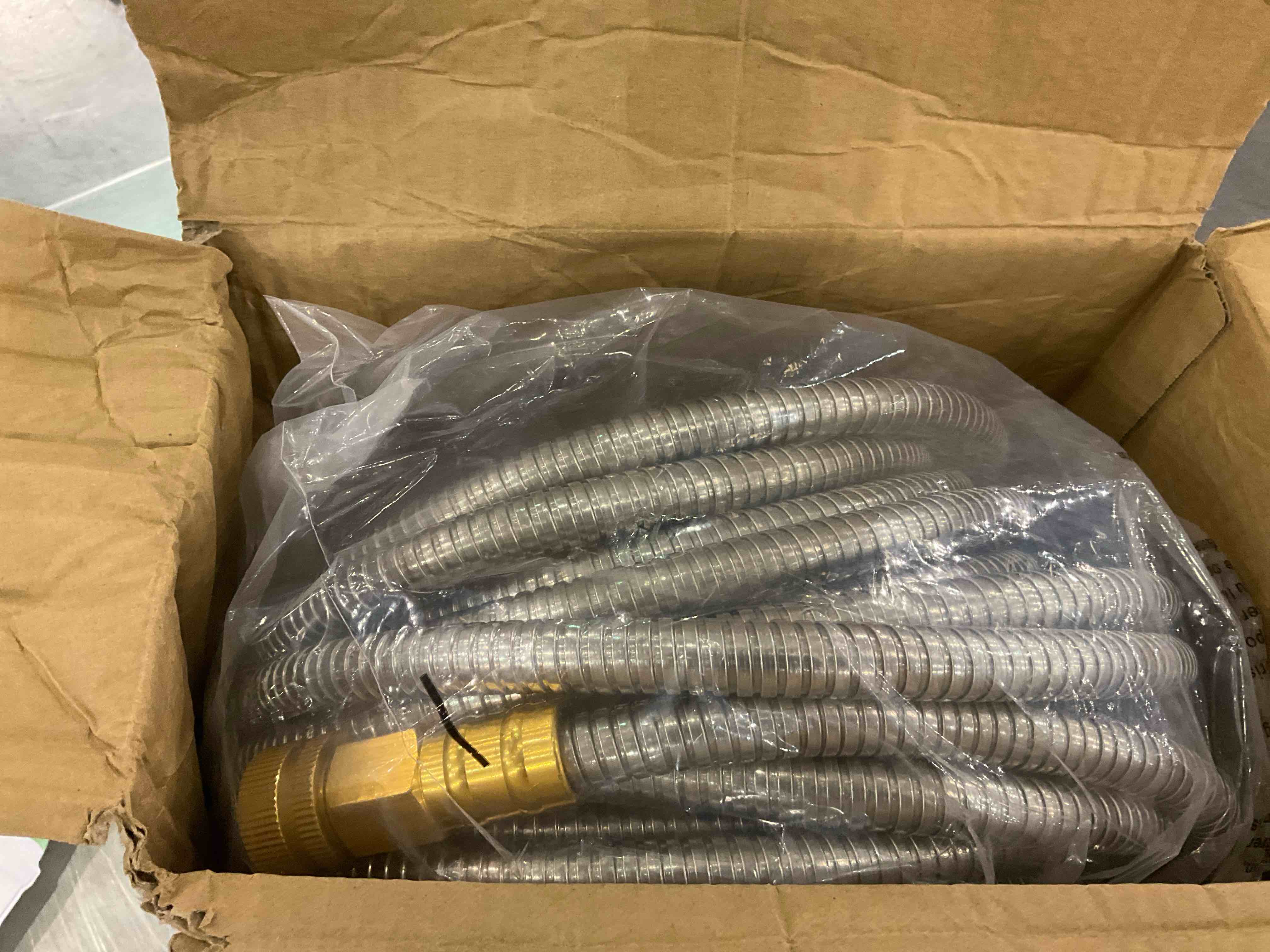 https://s3.amazonaws.com/lotting-images-prod/BargainHunt/EXS01501083_1717602691916.jpeg