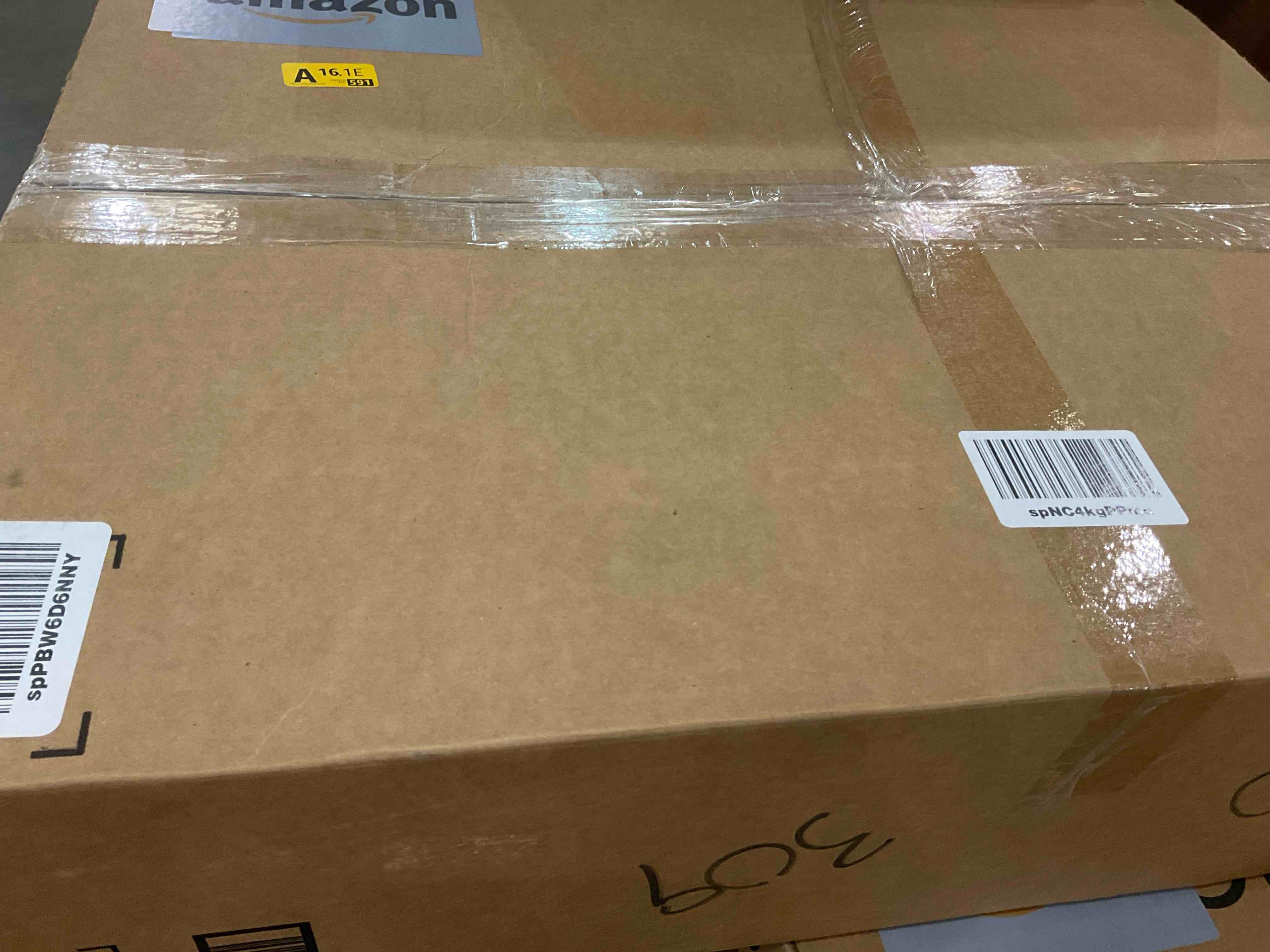https://s3.amazonaws.com/lotting-images-prod/BargainHunt/EXS01501194_1717680393050.jpeg