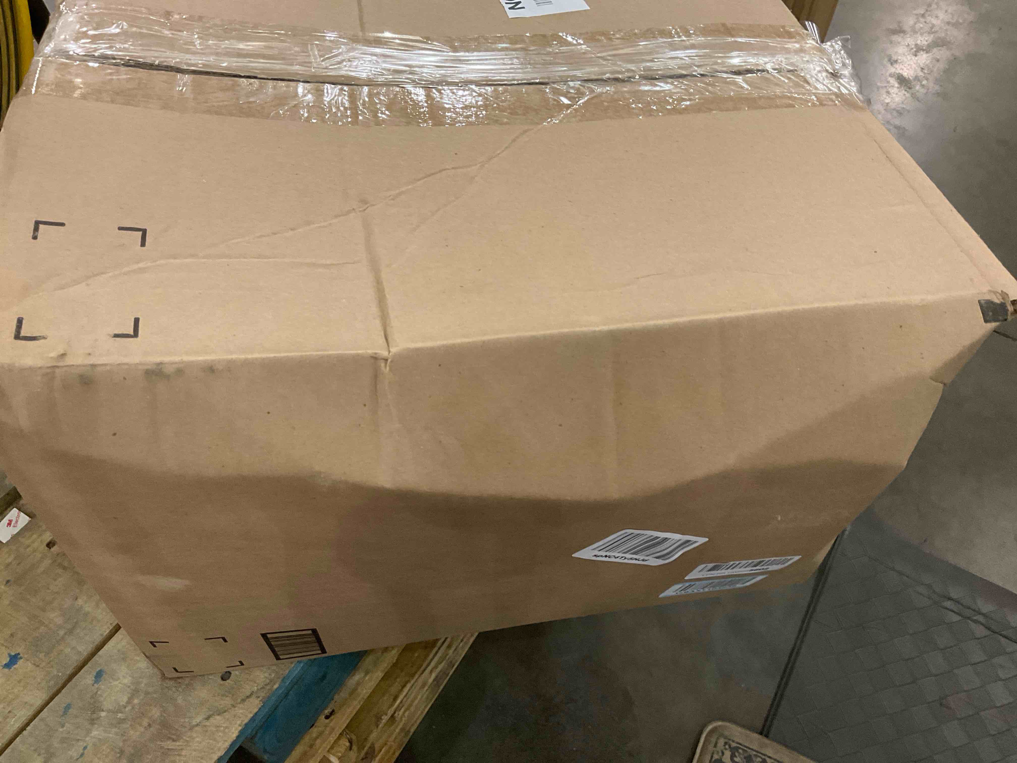 https://s3.amazonaws.com/lotting-images-prod/BargainHunt/EXS01501202_1717681797986.jpeg