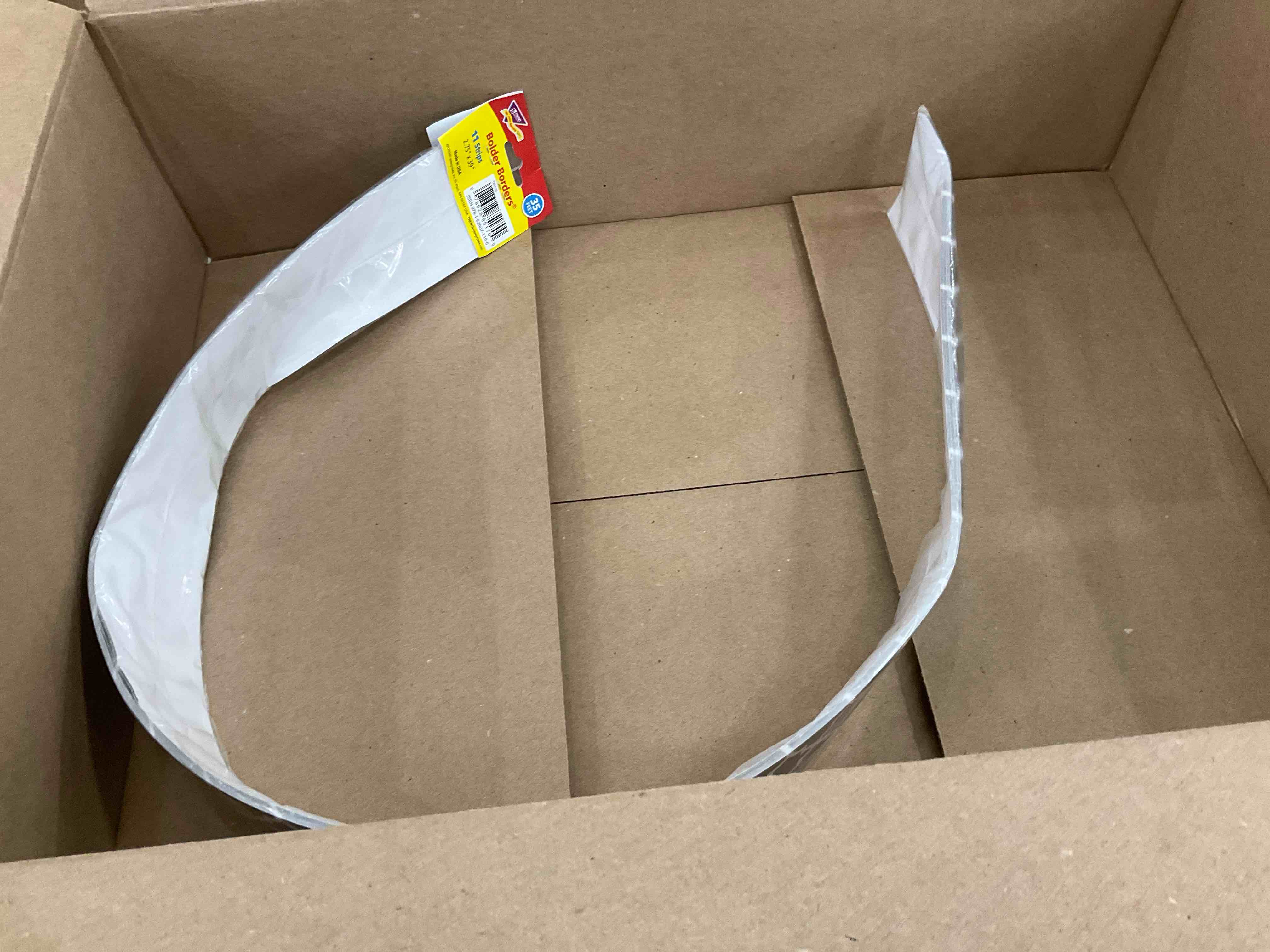 https://s3.amazonaws.com/lotting-images-prod/BargainHunt/EXS01501239_1717688144991.jpeg