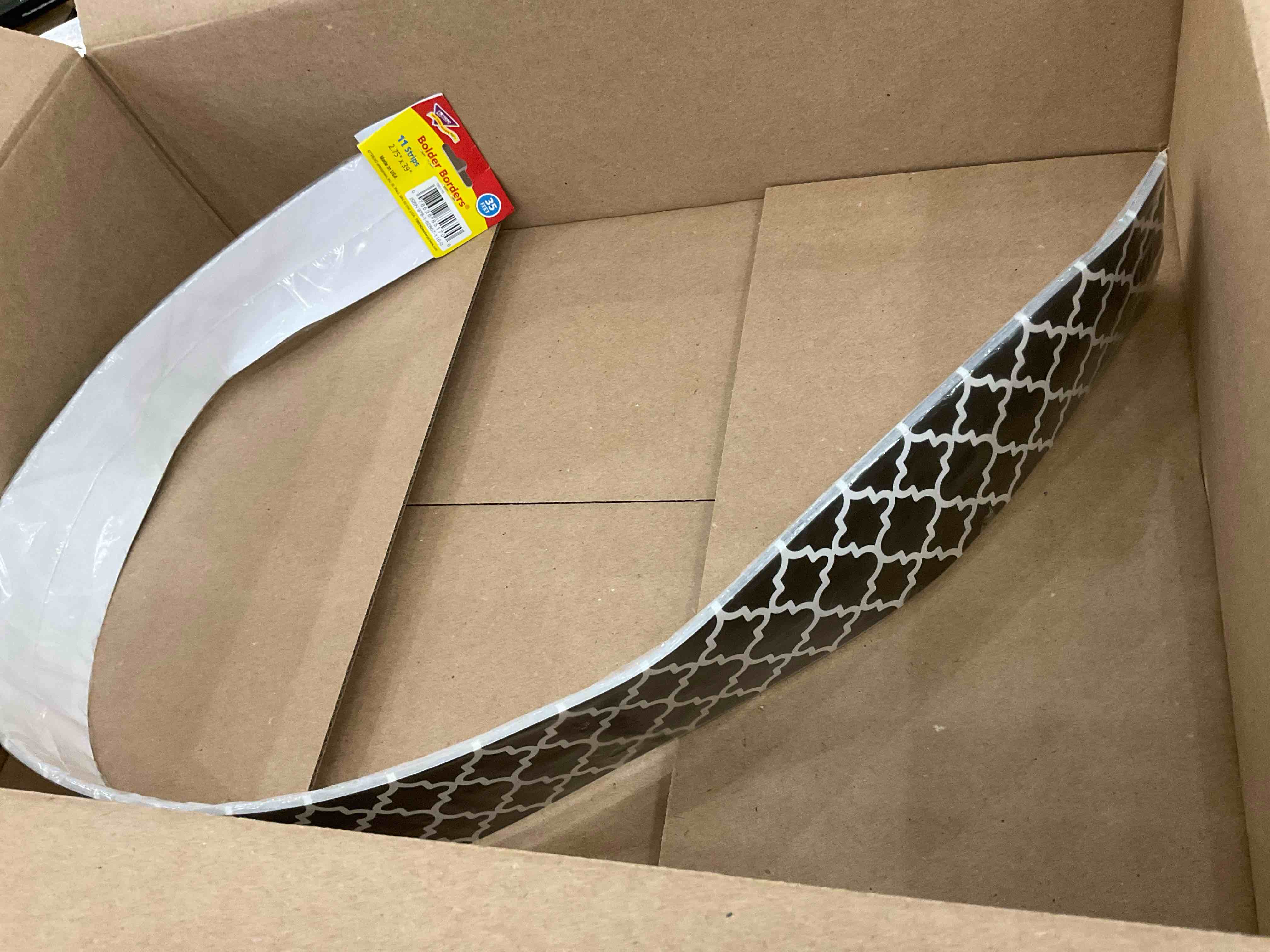 https://s3.amazonaws.com/lotting-images-prod/BargainHunt/EXS01501239_1717688150005.jpeg