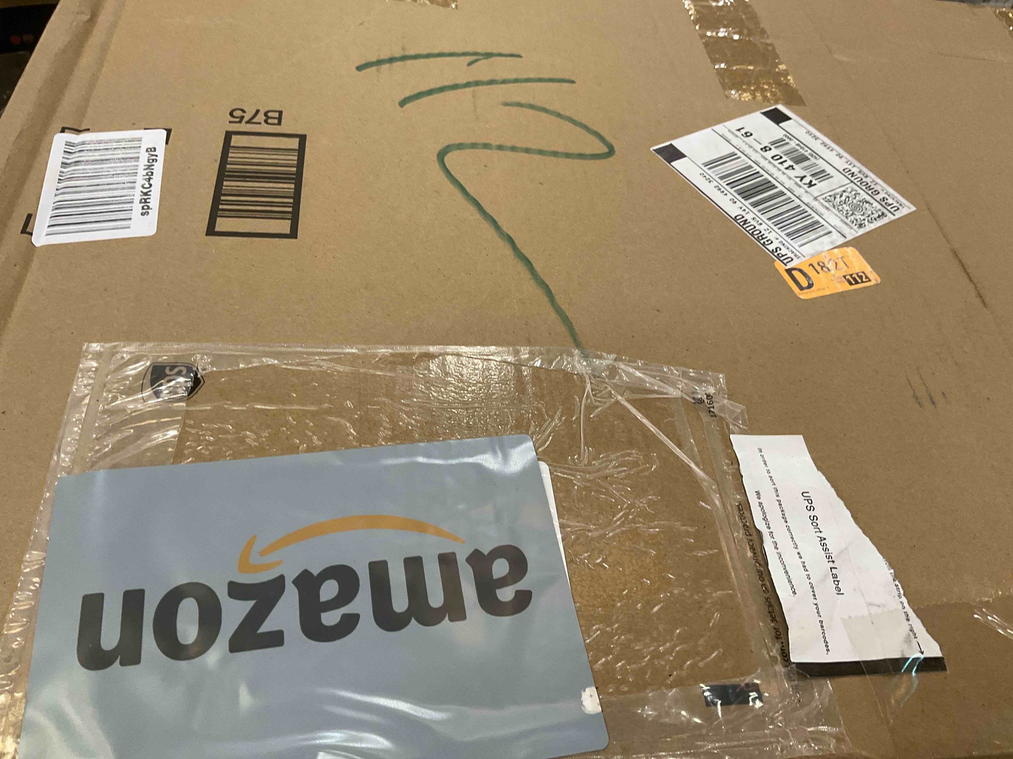 https://s3.amazonaws.com/lotting-images-prod/BargainHunt/EXS01501258_1717693436774.jpeg