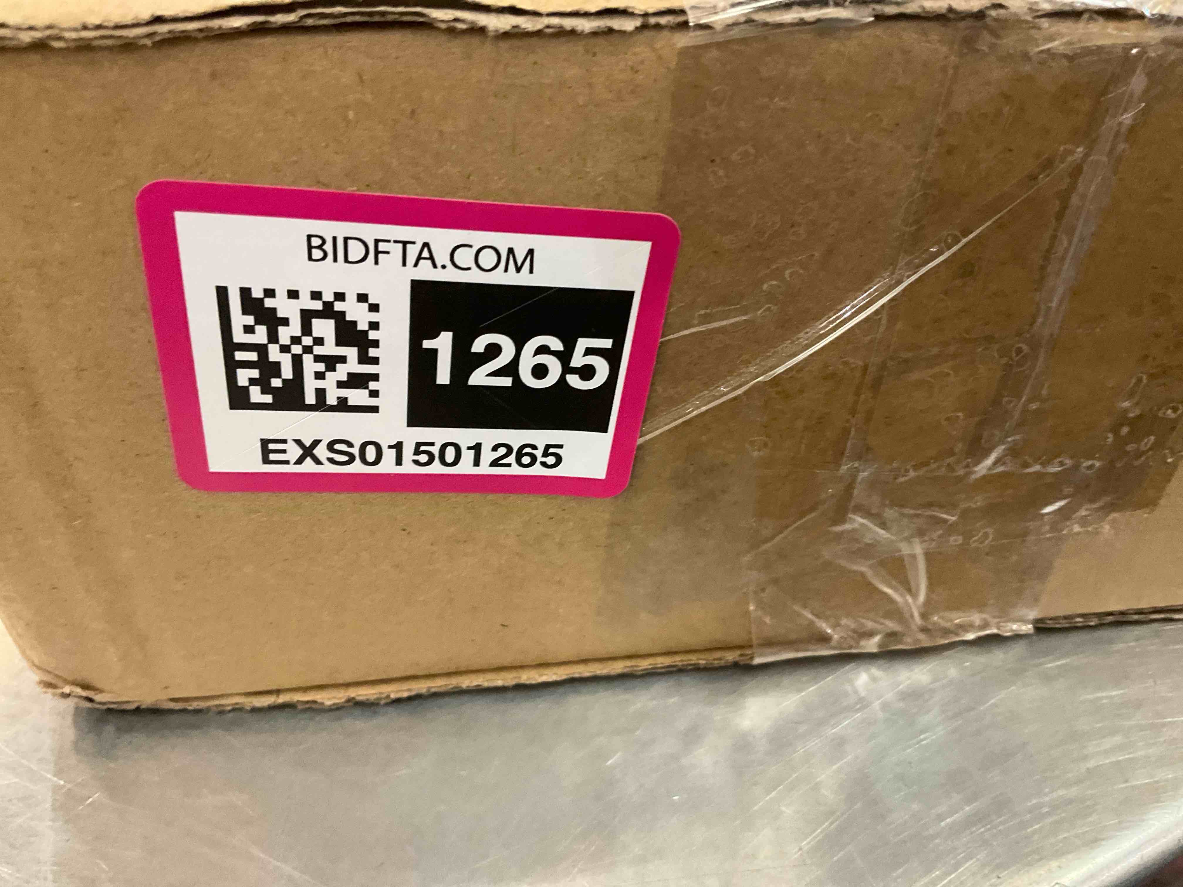 https://s3.amazonaws.com/lotting-images-prod/BargainHunt/EXS01501265_1717694437488.jpeg