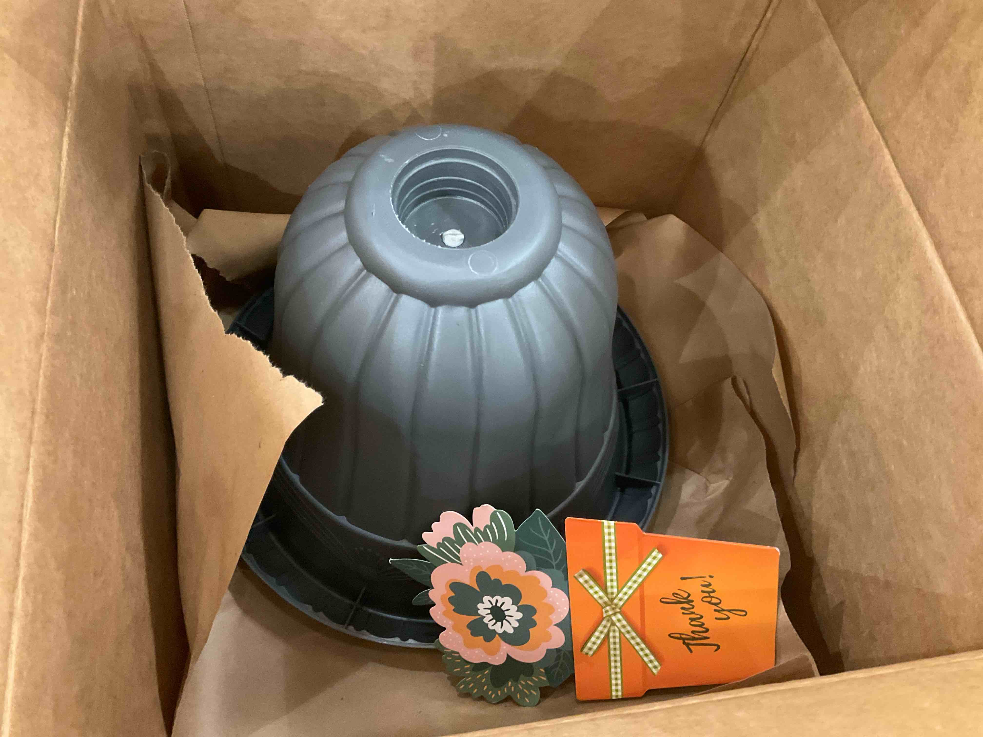https://s3.amazonaws.com/lotting-images-prod/BargainHunt/EXS01501299_1717700636326.jpeg