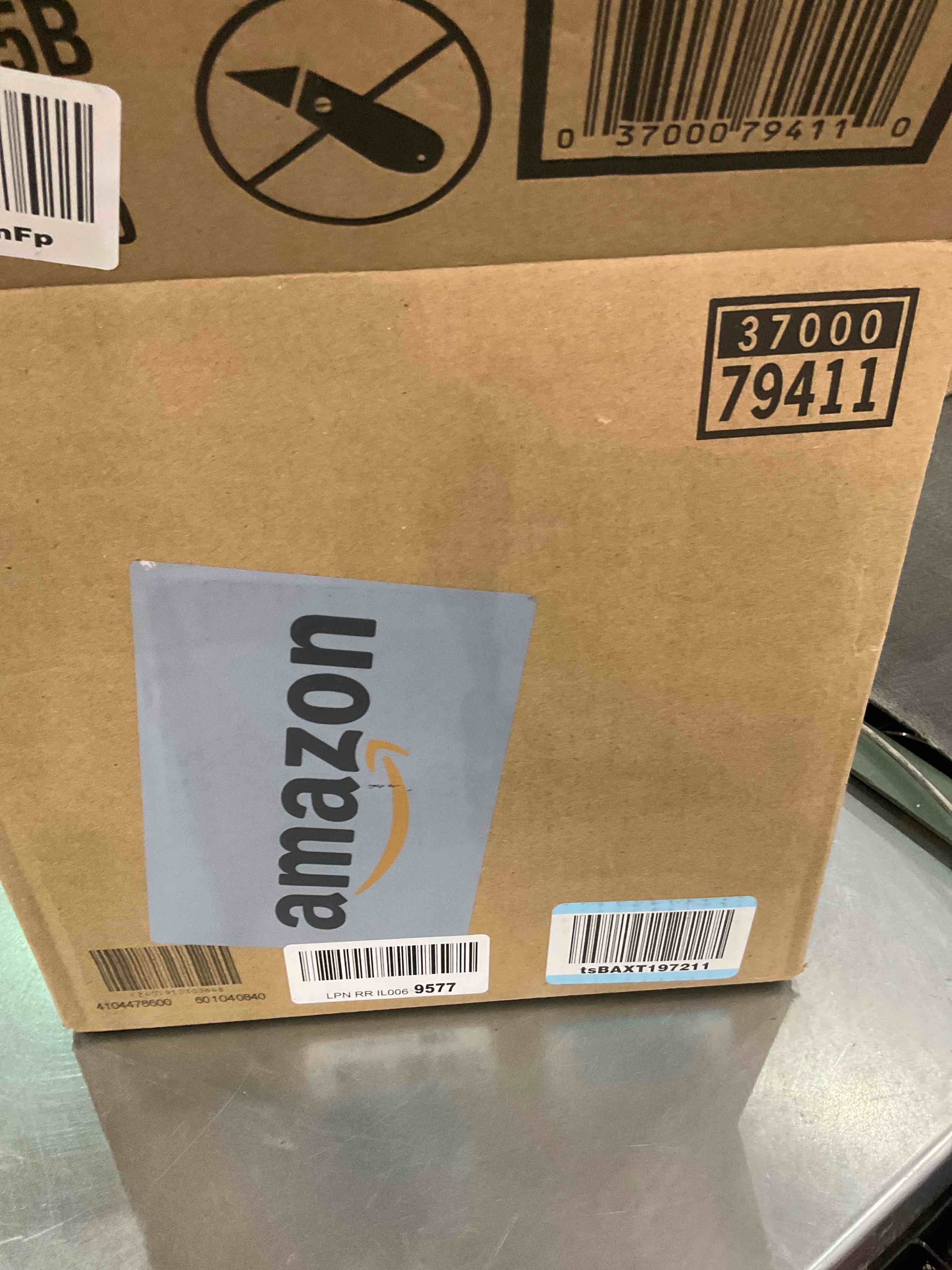 https://s3.amazonaws.com/lotting-images-prod/BargainHunt/EXS01501301_1717700736875.jpeg