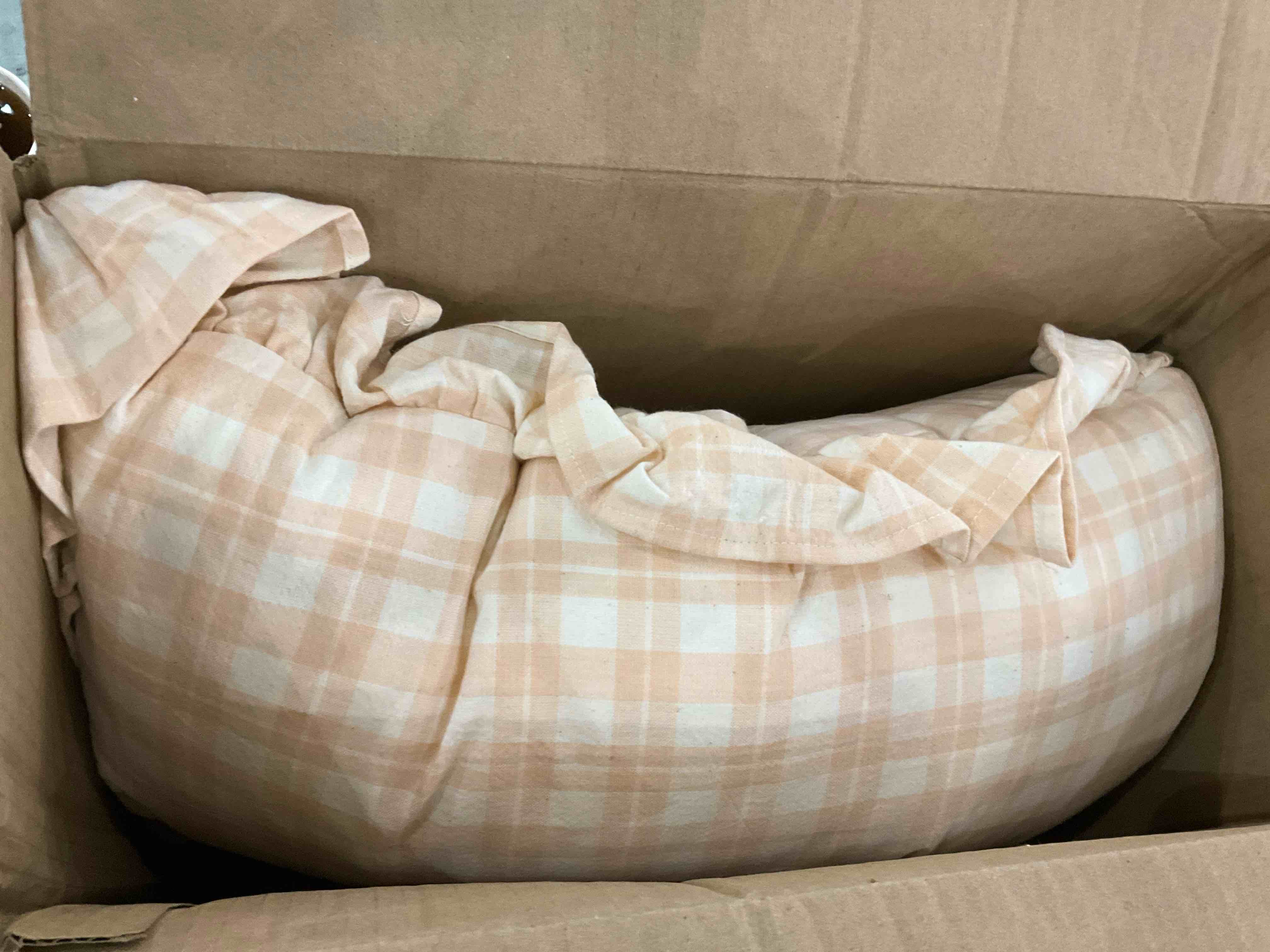 https://s3.amazonaws.com/lotting-images-prod/BargainHunt/EXS01501329_1717761584682.jpeg