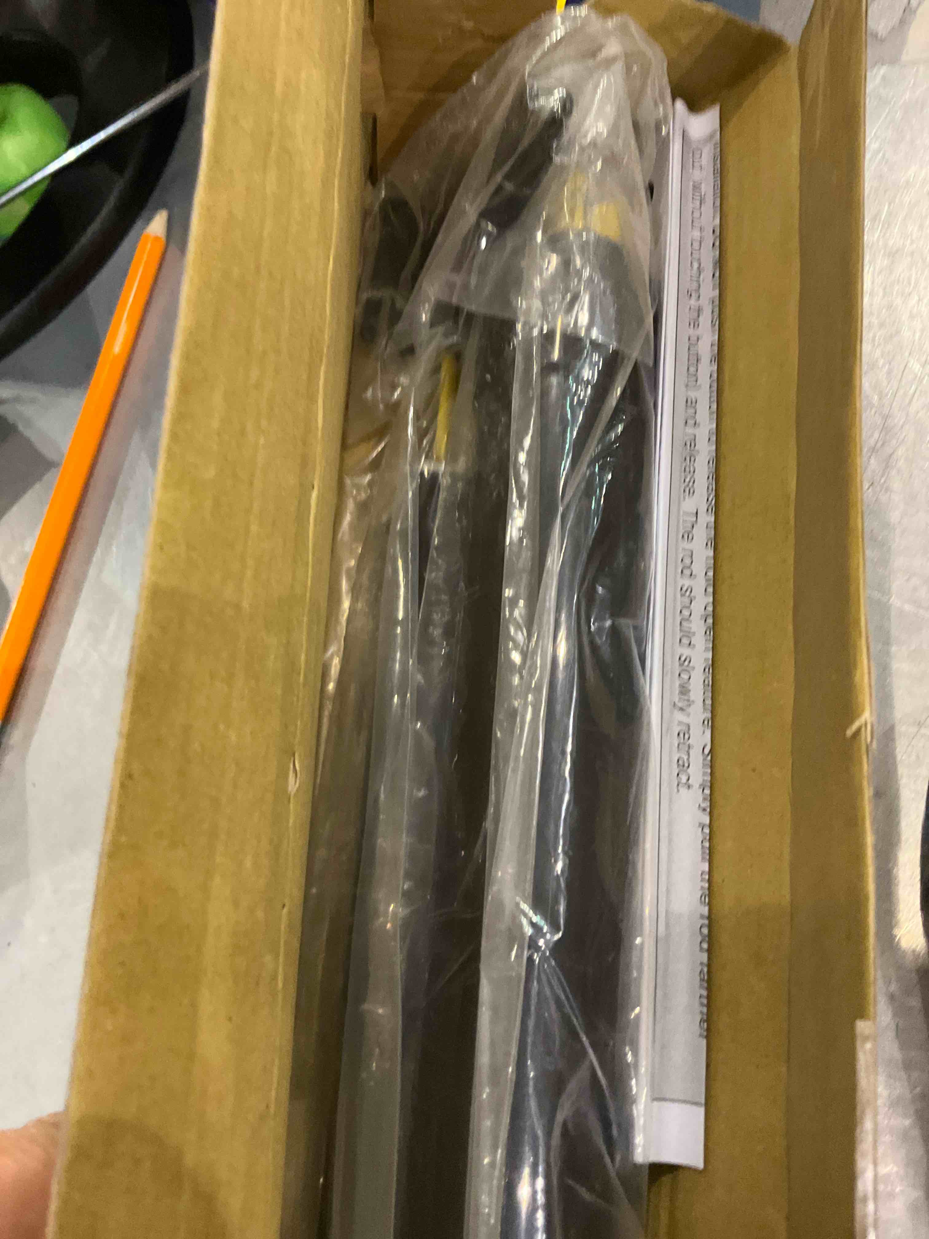 https://s3.amazonaws.com/lotting-images-prod/BargainHunt/EXS01501508_1716463004230.jpeg