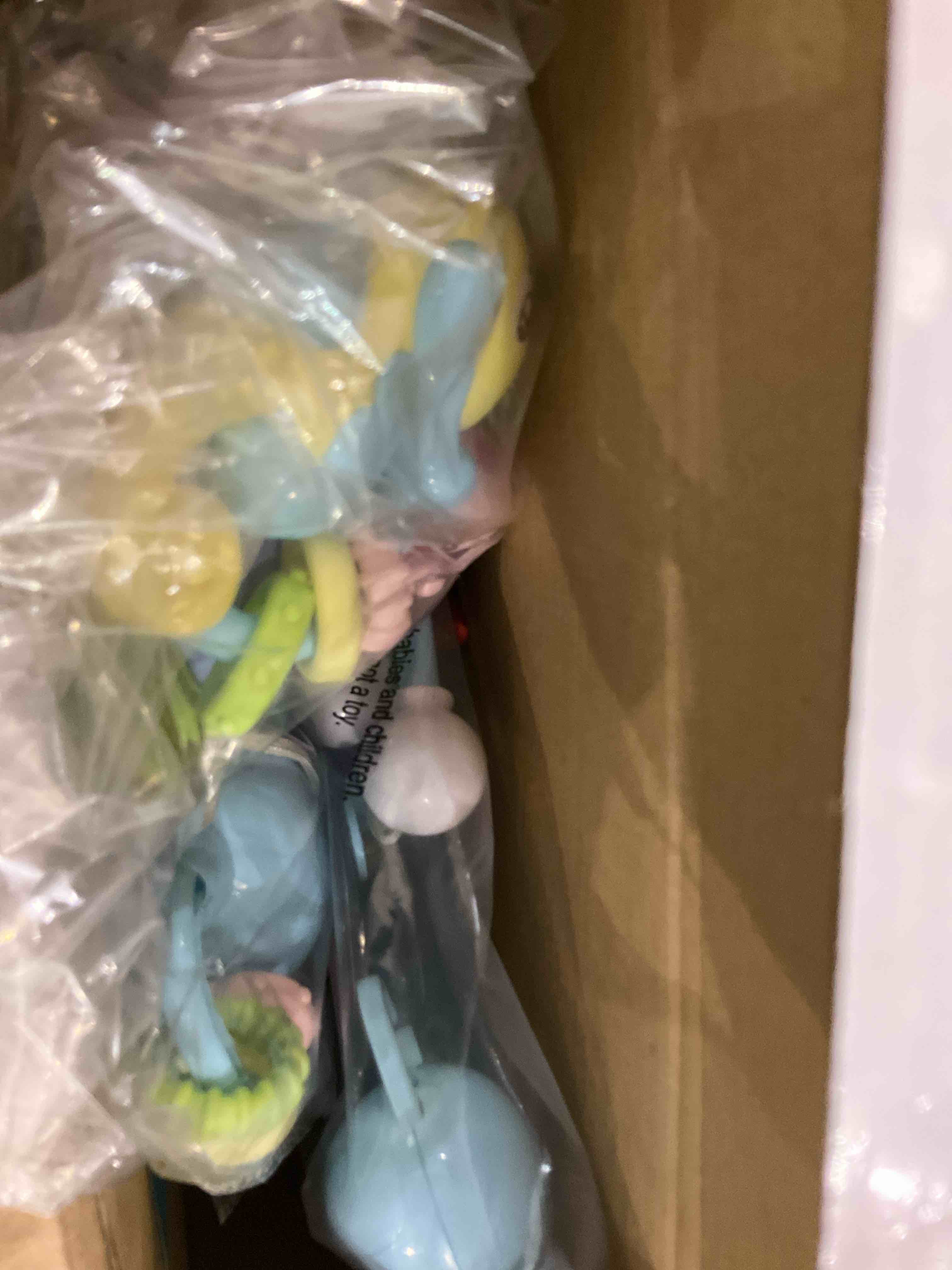 https://s3.amazonaws.com/lotting-images-prod/BargainHunt/EXS01501531_1716467598751.jpeg