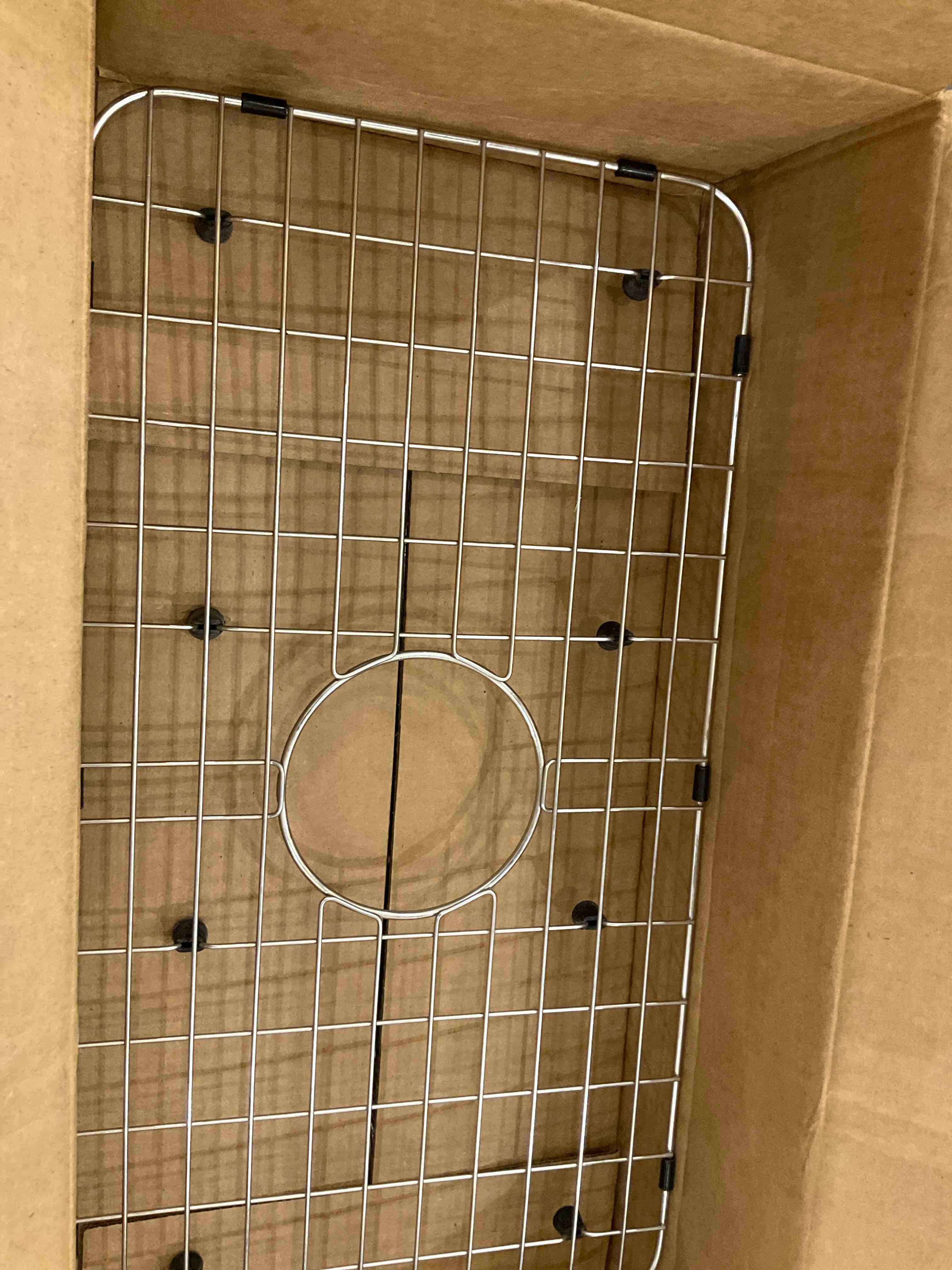 https://s3.amazonaws.com/lotting-images-prod/BargainHunt/EXS01501718_1716903639425.jpeg
