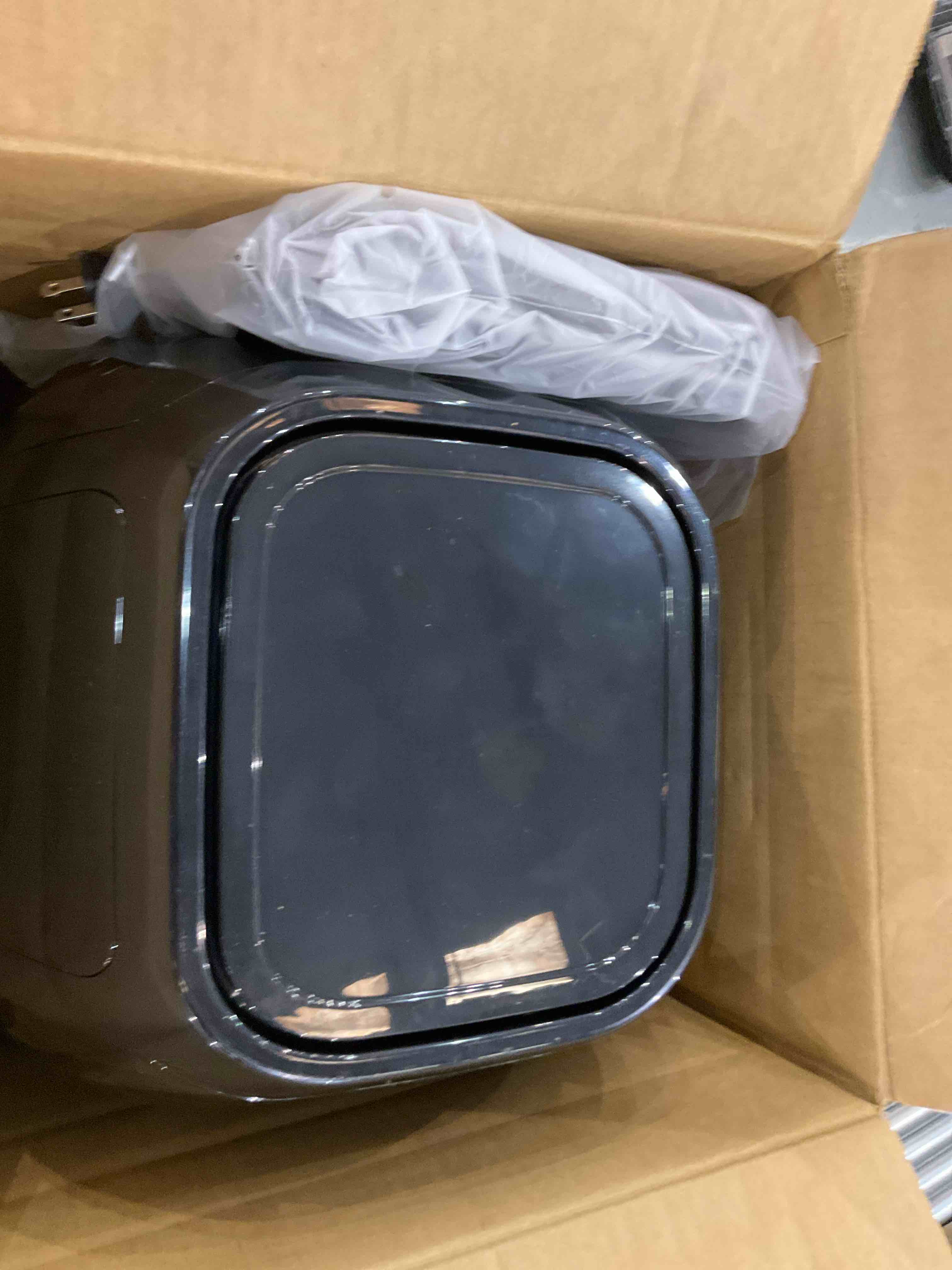 https://s3.amazonaws.com/lotting-images-prod/BargainHunt/EXS01501829_1716986406416.jpeg
