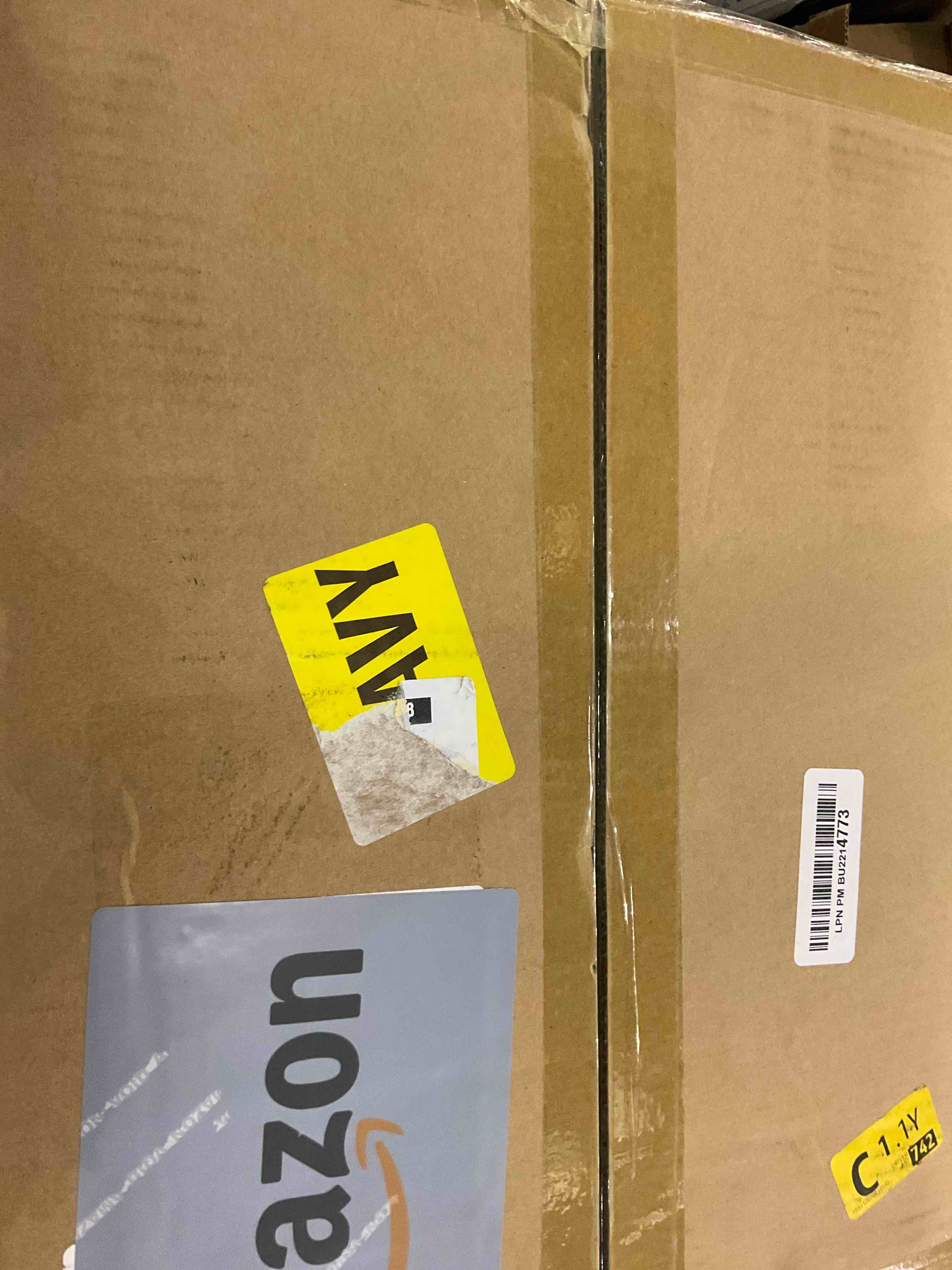 https://s3.amazonaws.com/lotting-images-prod/BargainHunt/EXS01501923_1717069084532.jpeg