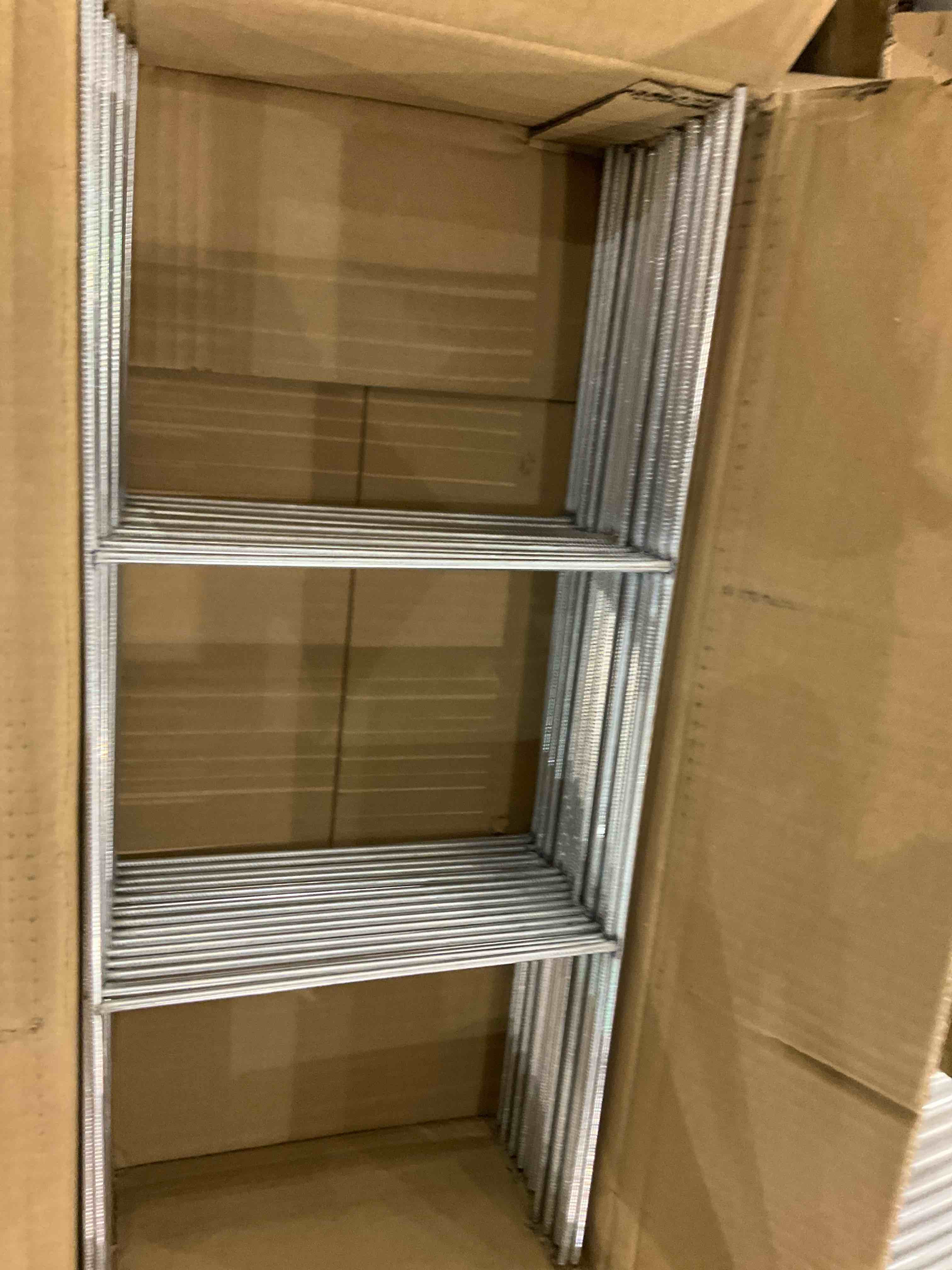 https://s3.amazonaws.com/lotting-images-prod/BargainHunt/EXS01501926_1717069745320.jpeg