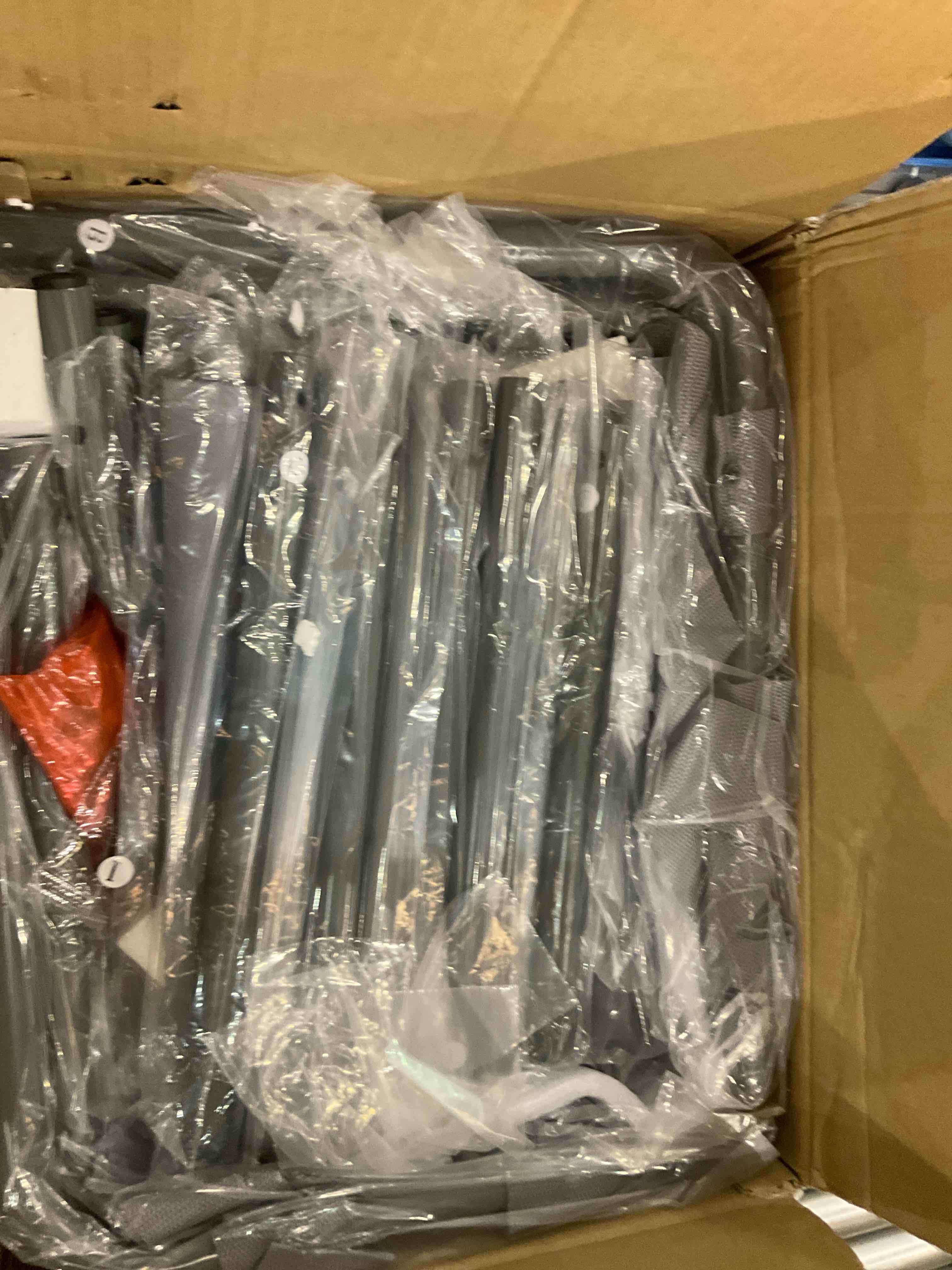https://s3.amazonaws.com/lotting-images-prod/BargainHunt/EXS01501934_1717071638287.jpeg