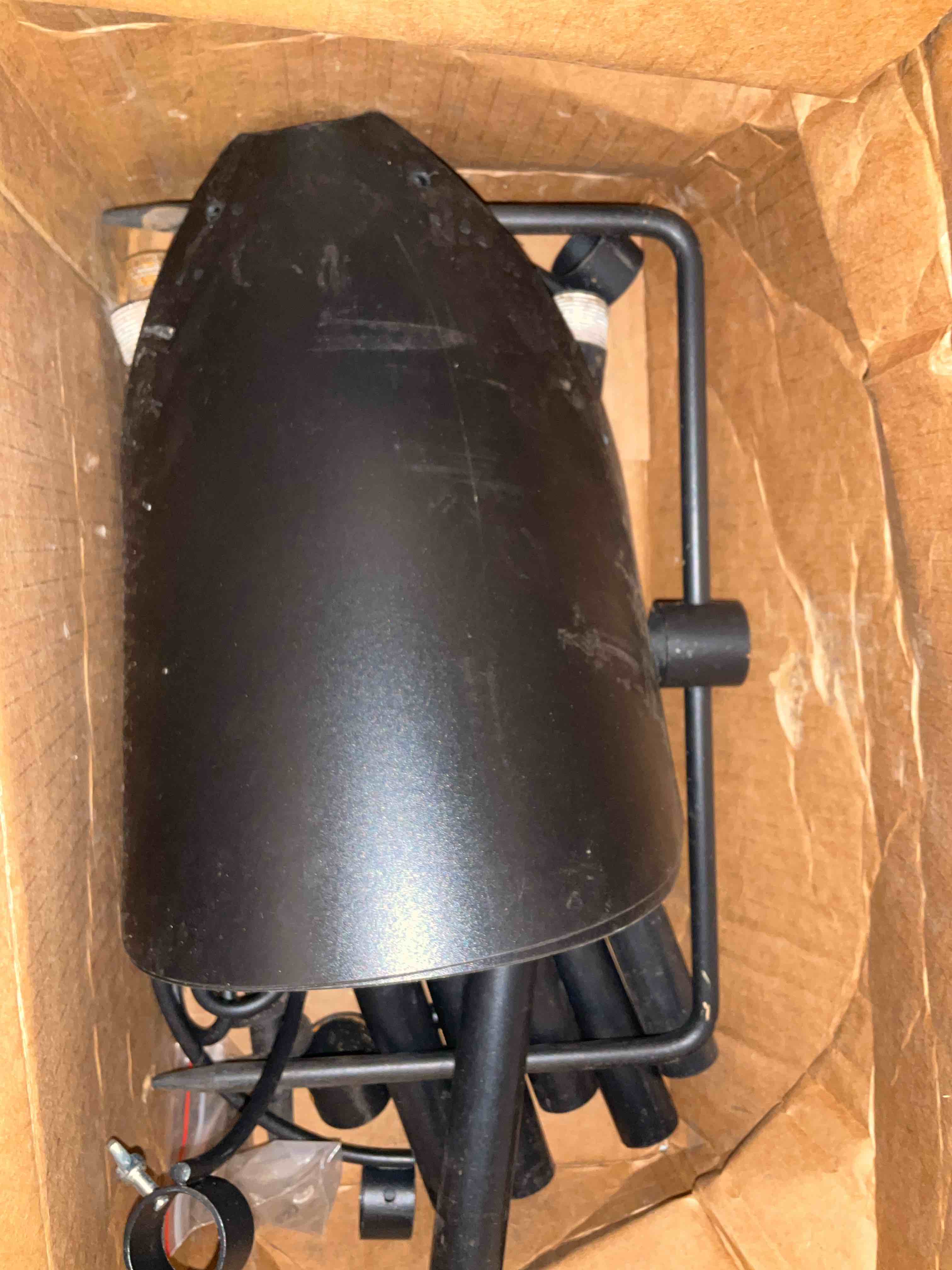 https://s3.amazonaws.com/lotting-images-prod/BargainHunt/EXS01501940_1717072828535.jpeg