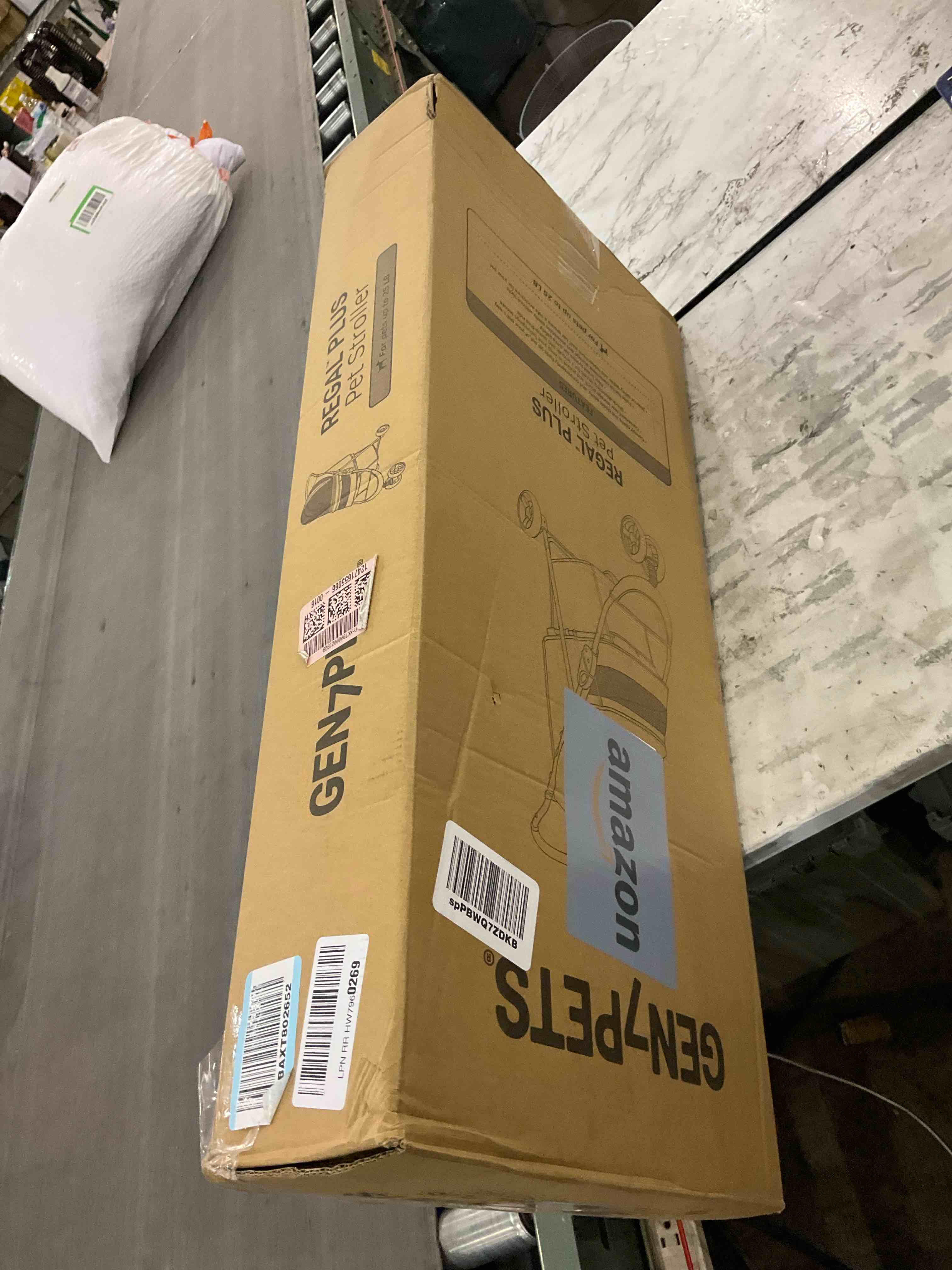 https://s3.amazonaws.com/lotting-images-prod/BargainHunt/EXS01502083_1716204787513.jpeg