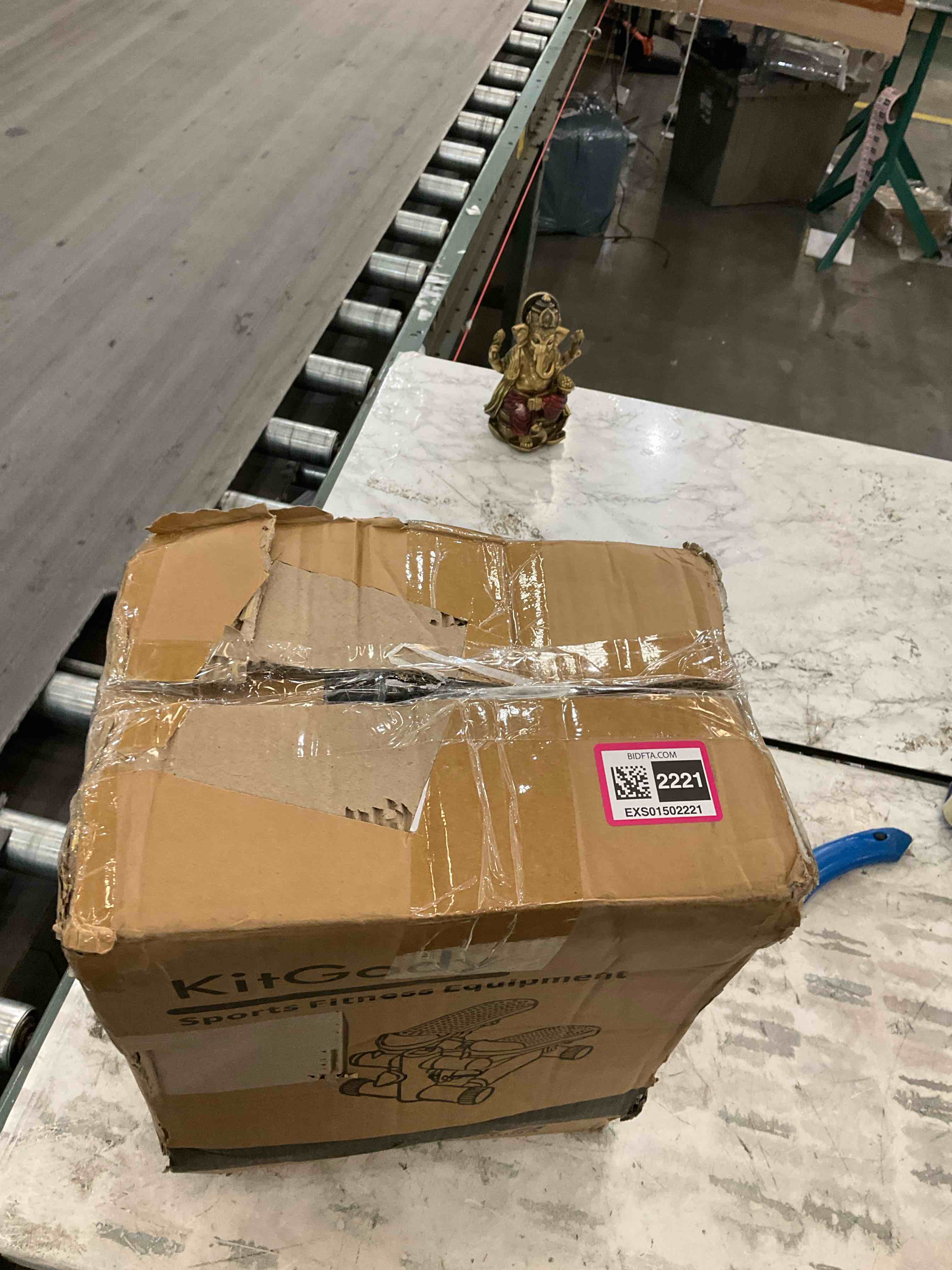 https://s3.amazonaws.com/lotting-images-prod/BargainHunt/EXS01502221_1716224468881.jpeg