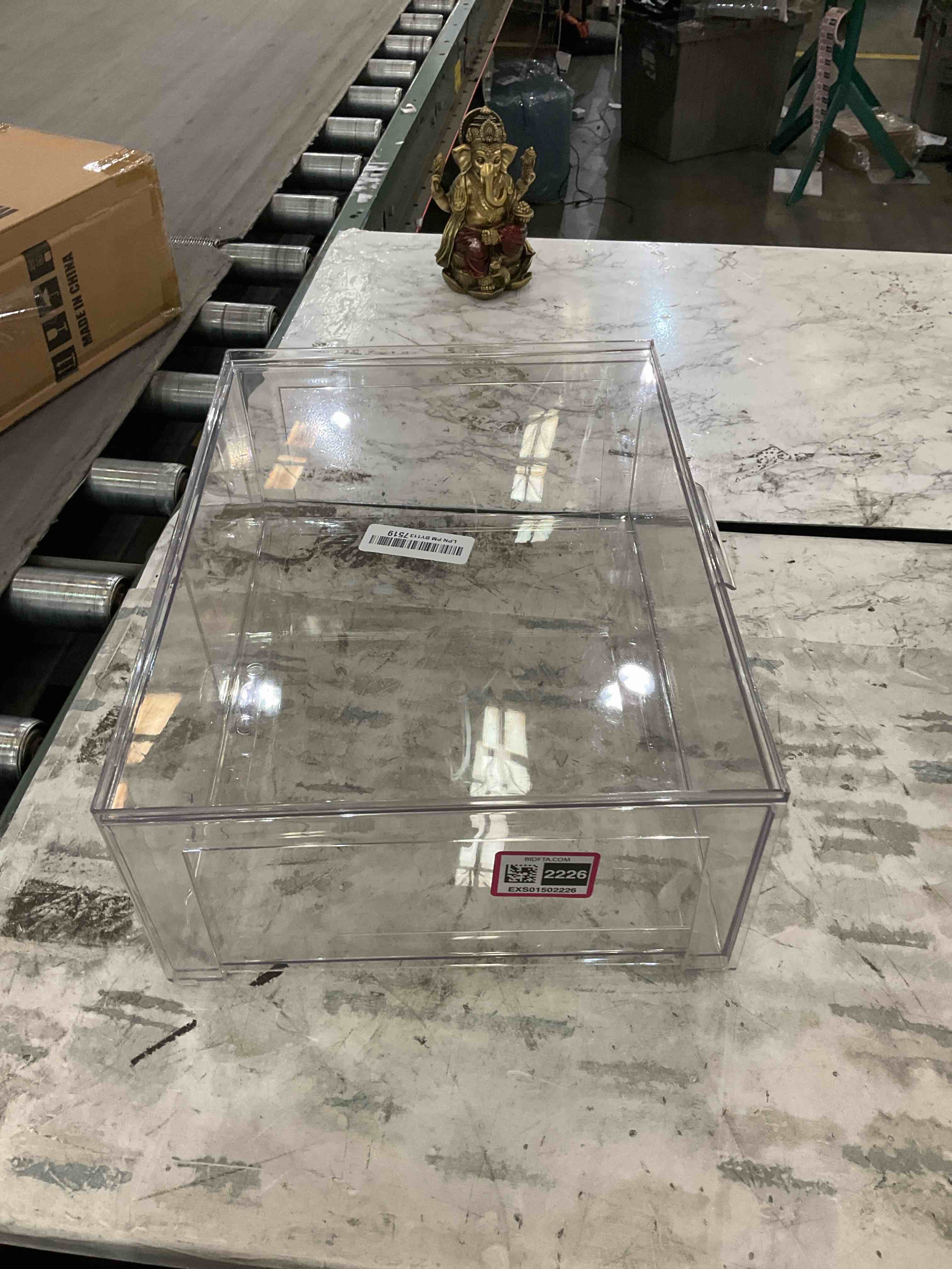 https://s3.amazonaws.com/lotting-images-prod/BargainHunt/EXS01502226_1716224904381.jpeg