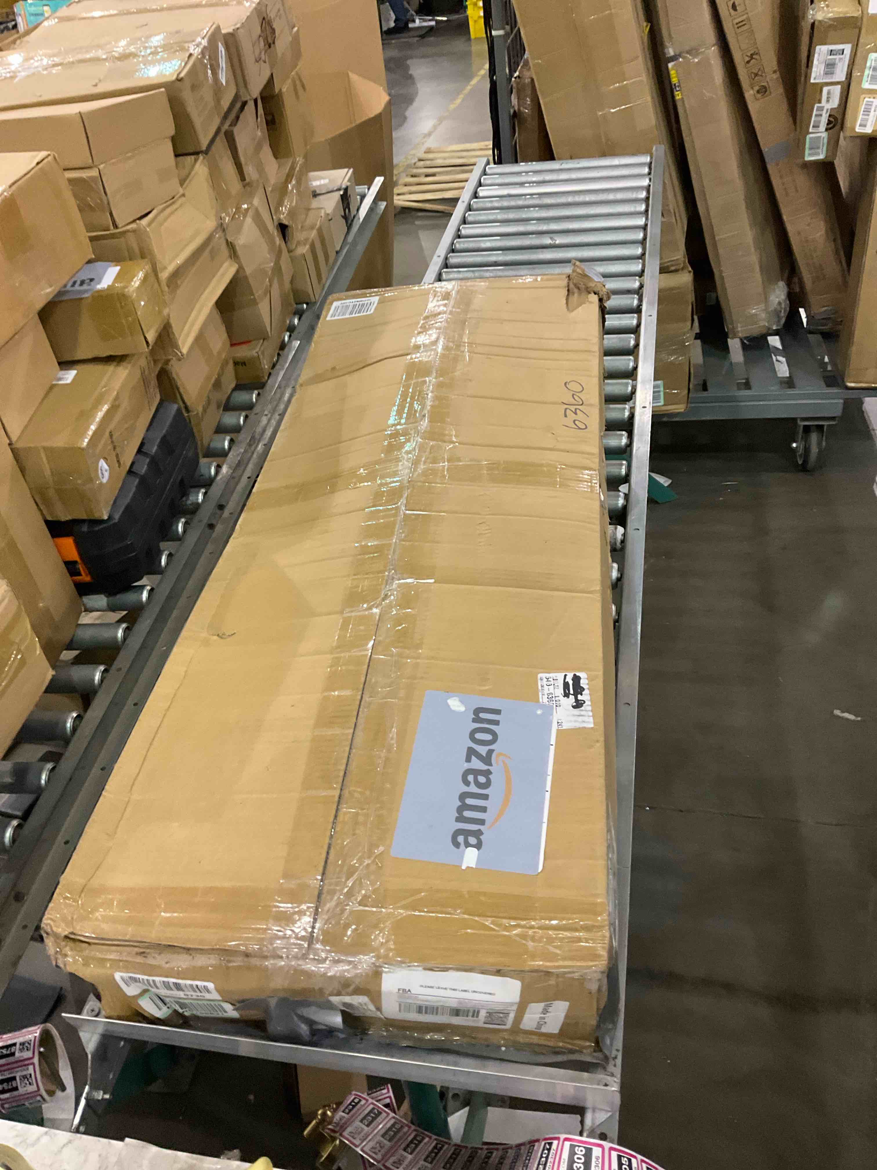 https://s3.amazonaws.com/lotting-images-prod/BargainHunt/EXS01502297_1716290458557.jpeg