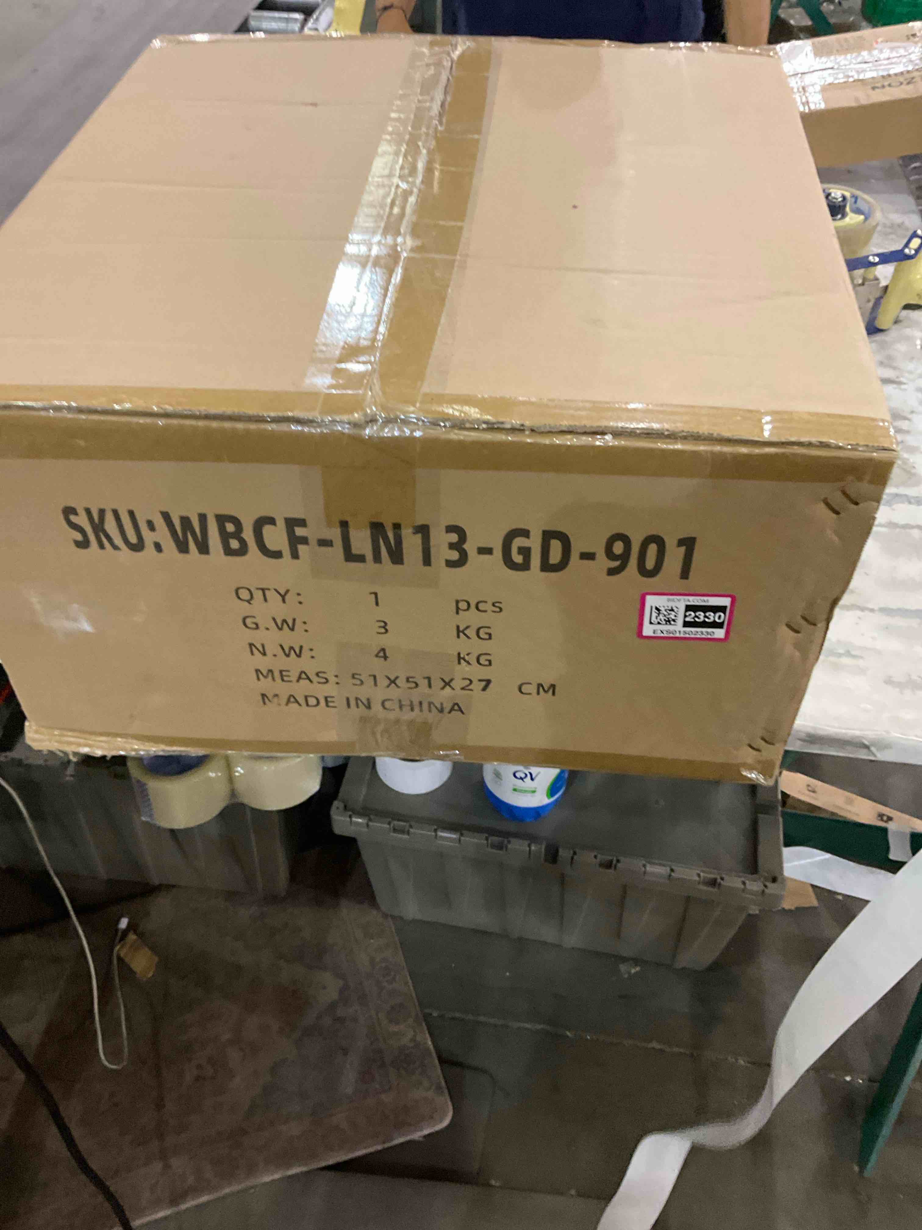 https://s3.amazonaws.com/lotting-images-prod/BargainHunt/EXS01502330_1716295805742.jpeg