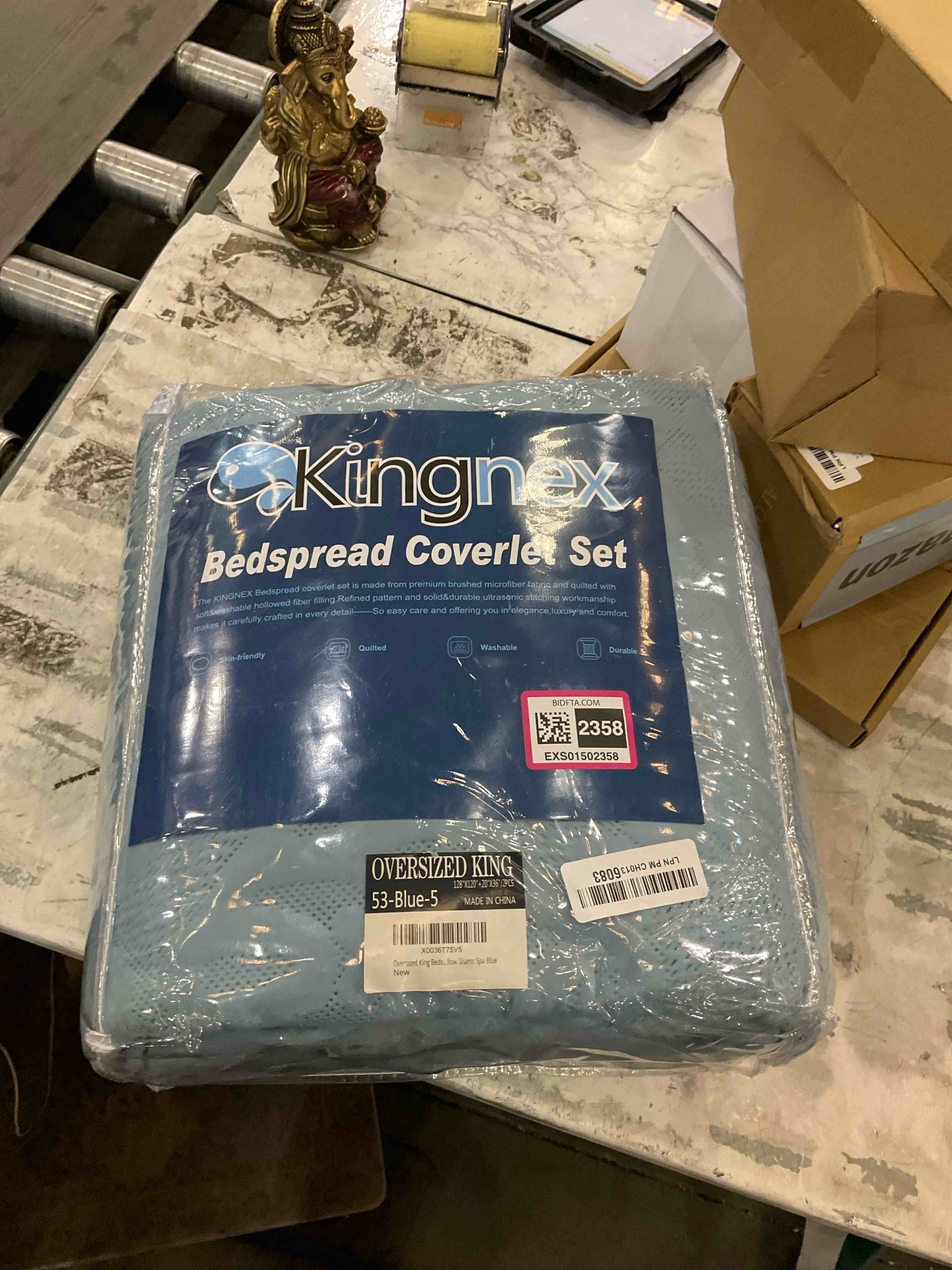 https://s3.amazonaws.com/lotting-images-prod/BargainHunt/EXS01502358_1716300527263.jpeg