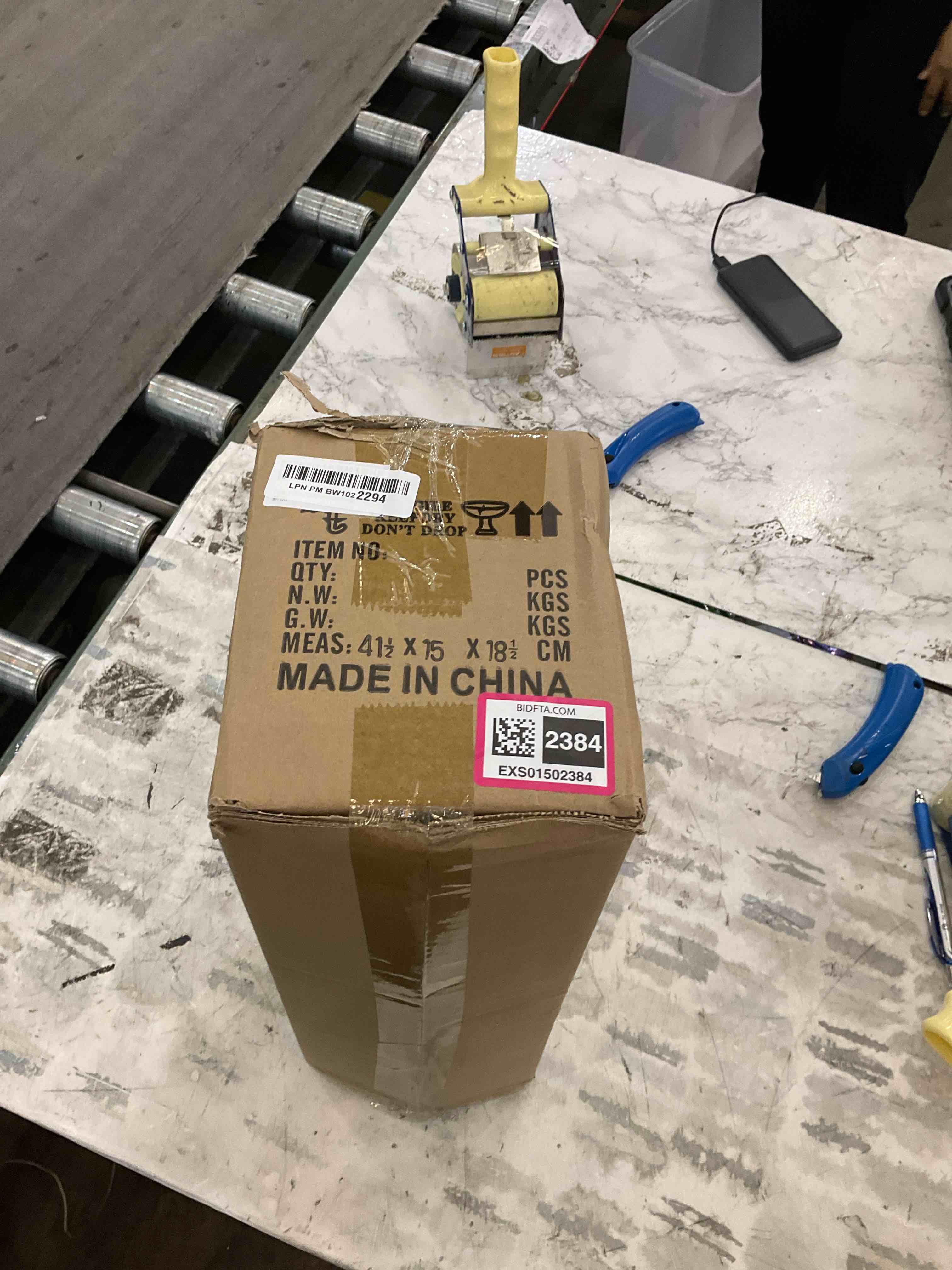 https://s3.amazonaws.com/lotting-images-prod/BargainHunt/EXS01502384_1716304348330.jpeg