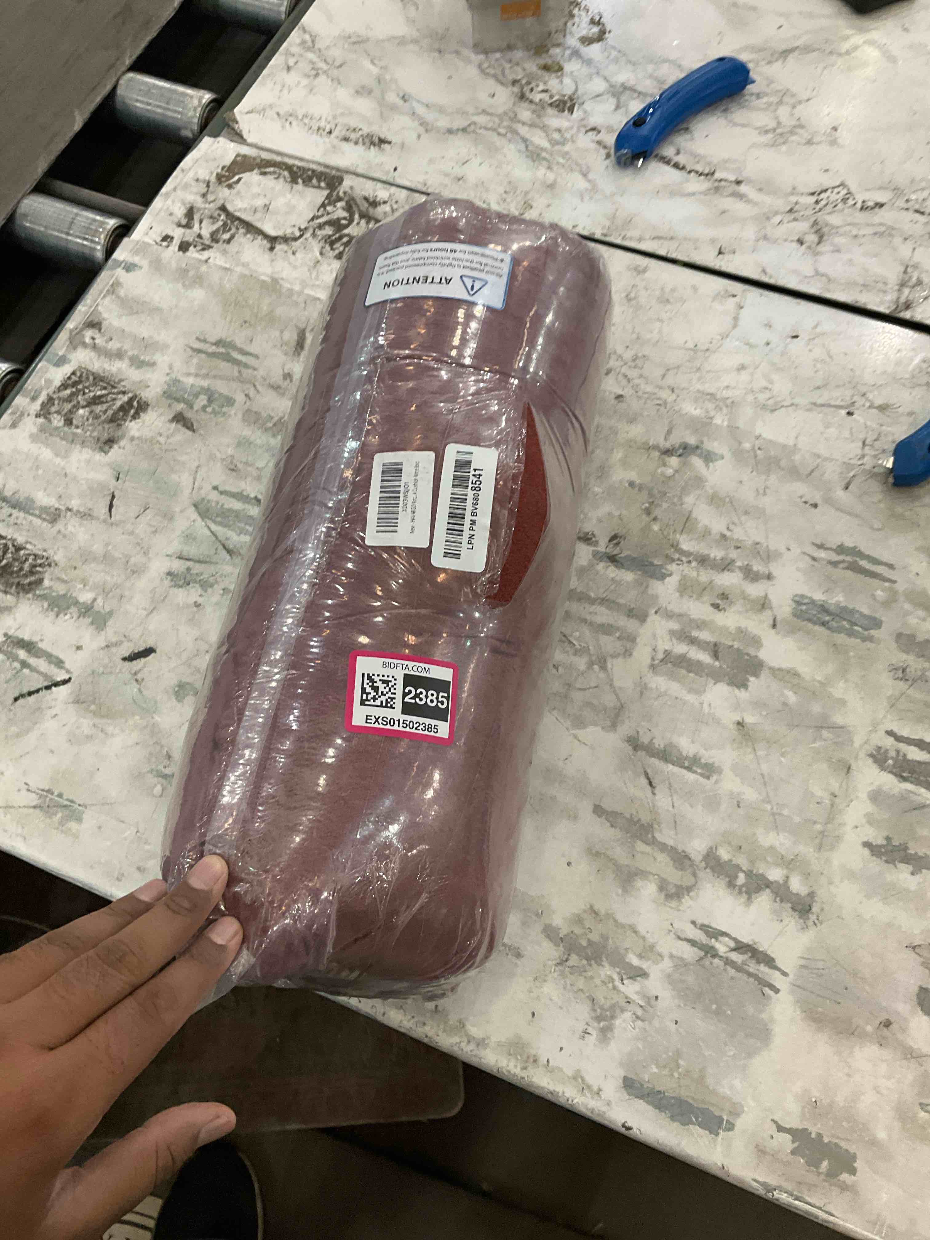 https://s3.amazonaws.com/lotting-images-prod/BargainHunt/EXS01502385_1716304395680.jpeg