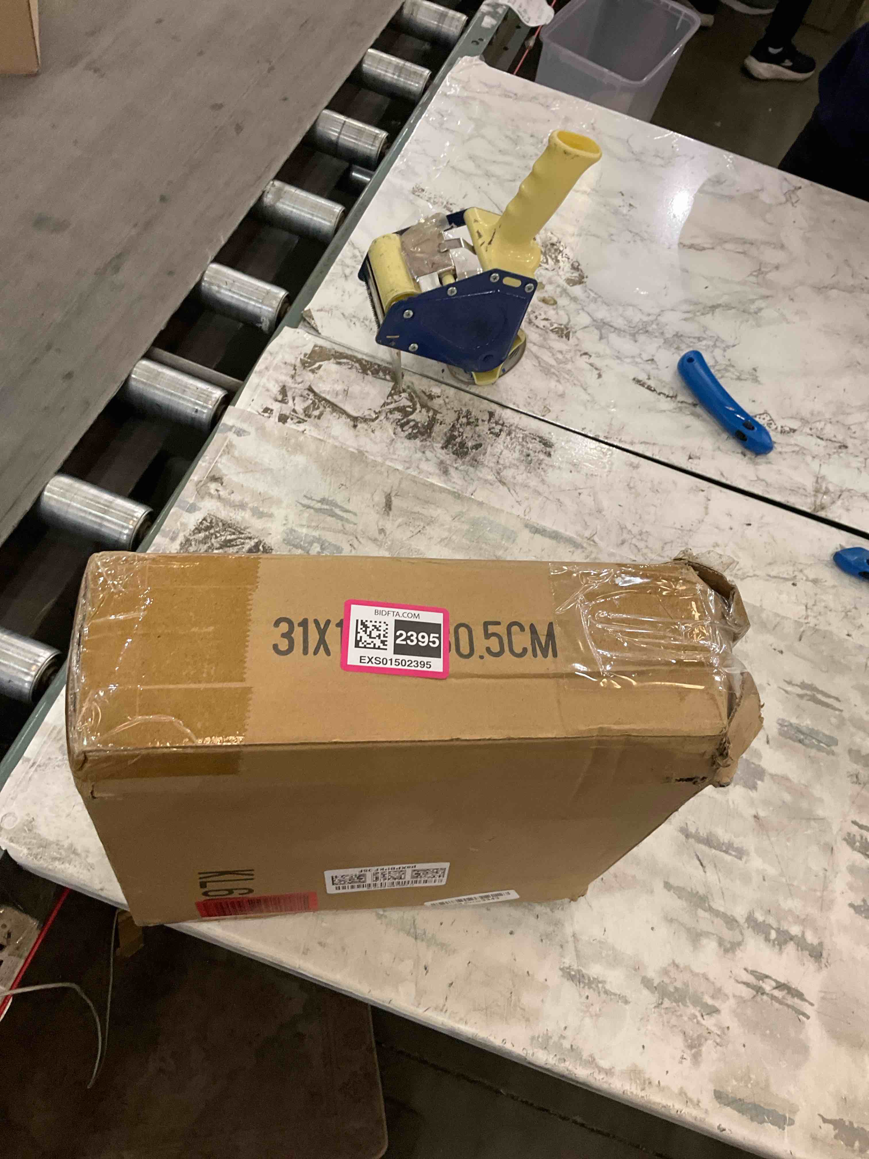 https://s3.amazonaws.com/lotting-images-prod/BargainHunt/EXS01502395_1716304949976.jpeg