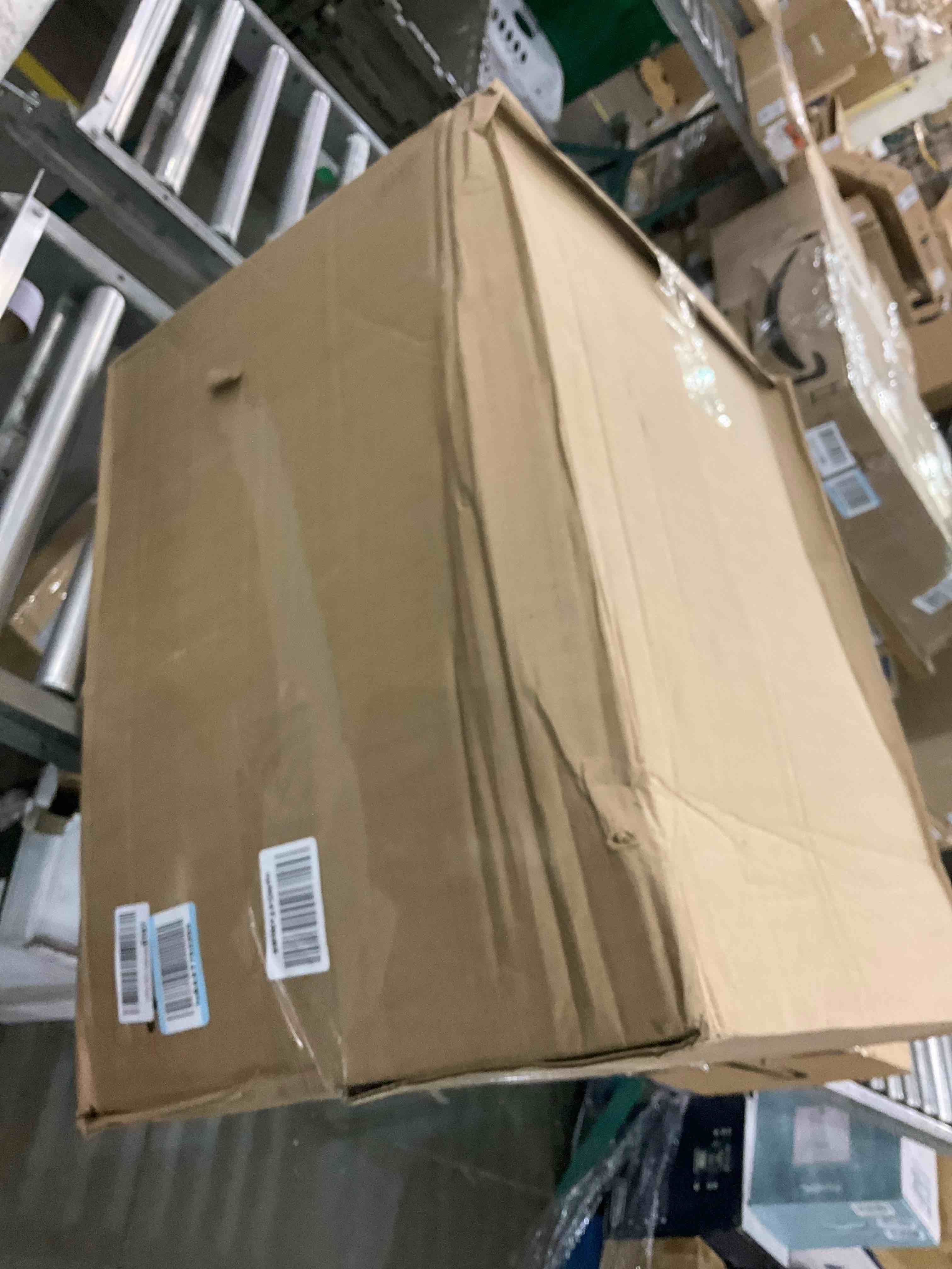 https://s3.amazonaws.com/lotting-images-prod/BargainHunt/EXS01502750_1717501635264.jpeg