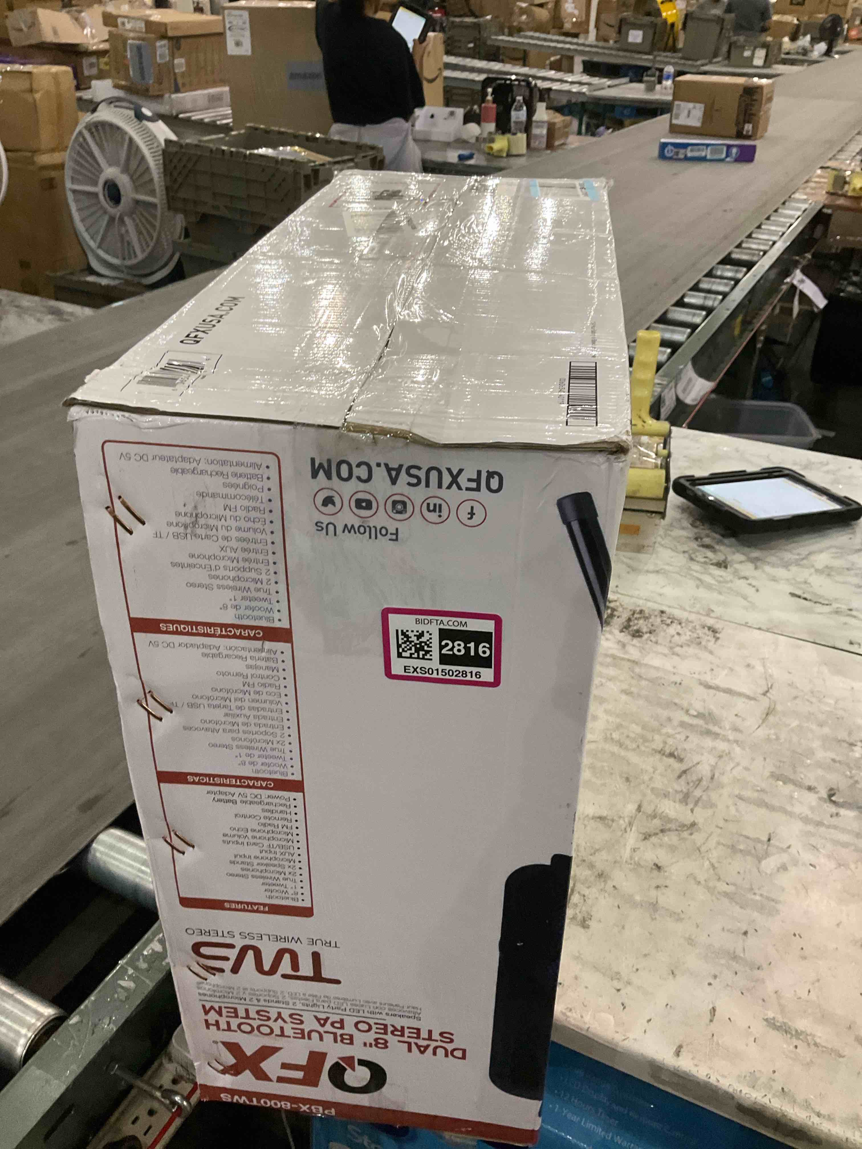 https://s3.amazonaws.com/lotting-images-prod/BargainHunt/EXS01502816_1717510042601.jpeg