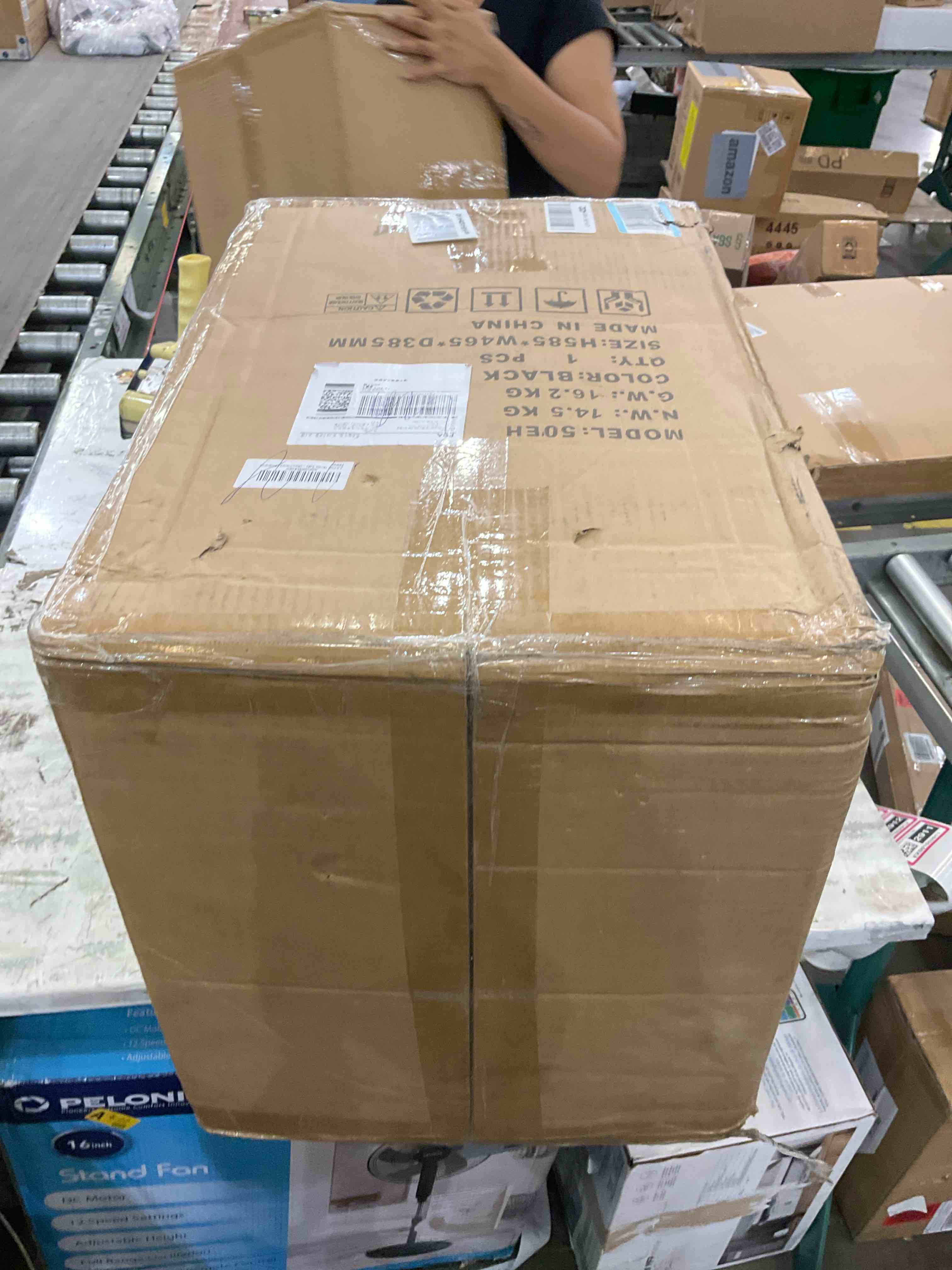 https://s3.amazonaws.com/lotting-images-prod/BargainHunt/EXS01502911_1717521948517.jpeg