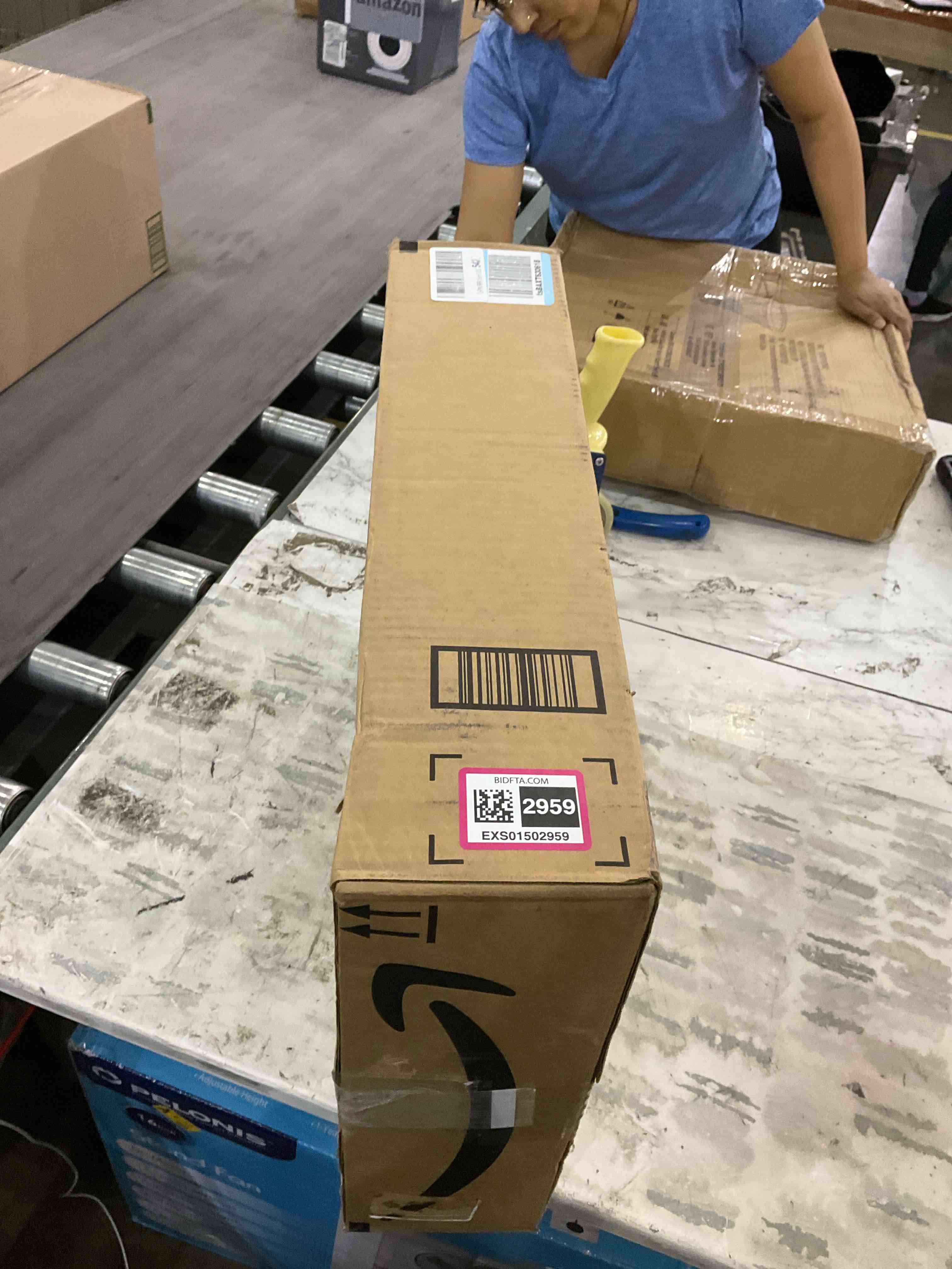https://s3.amazonaws.com/lotting-images-prod/BargainHunt/EXS01502959_1717586922174.jpeg
