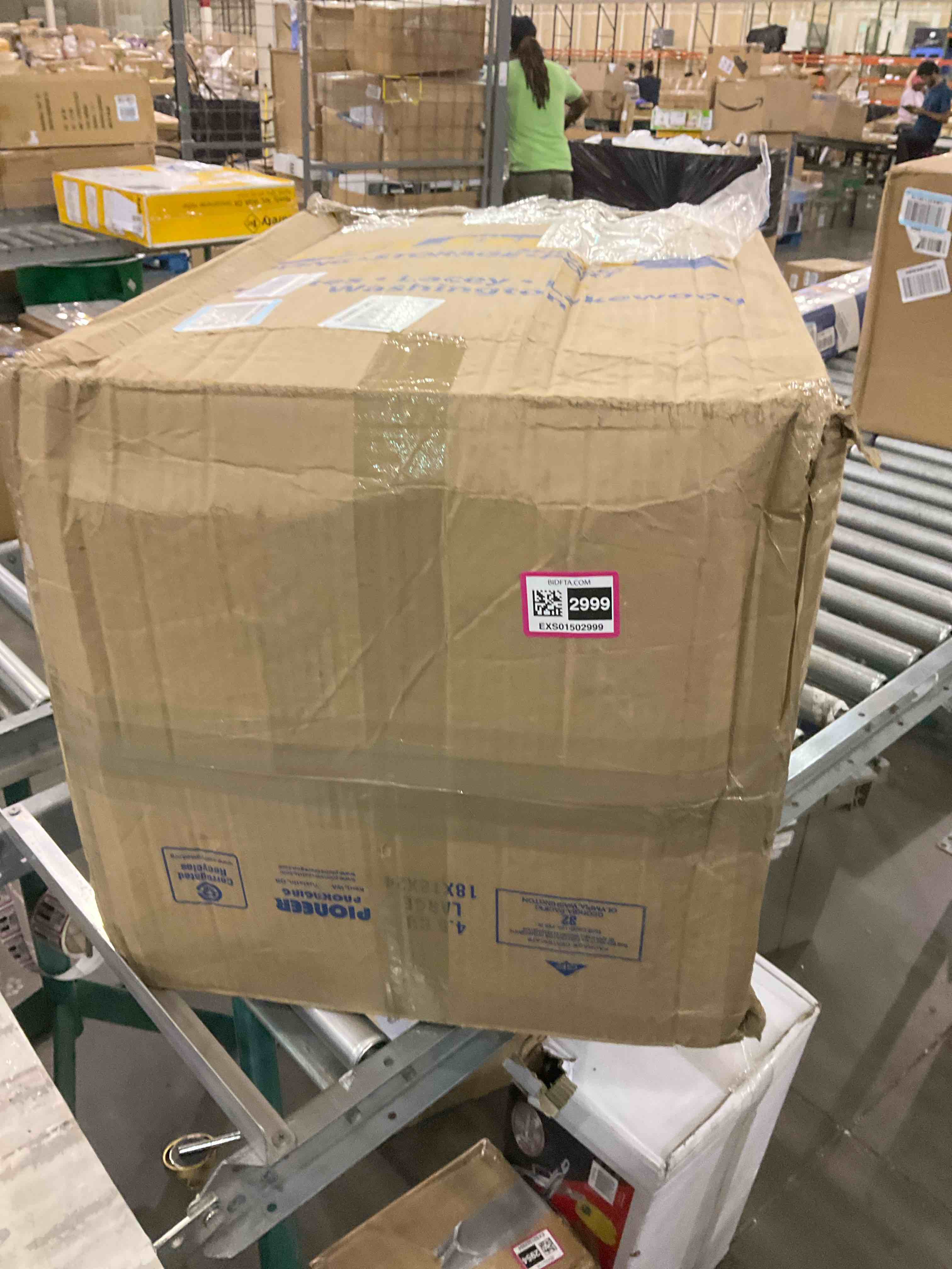 https://s3.amazonaws.com/lotting-images-prod/BargainHunt/EXS01502999_1717592008915.jpeg