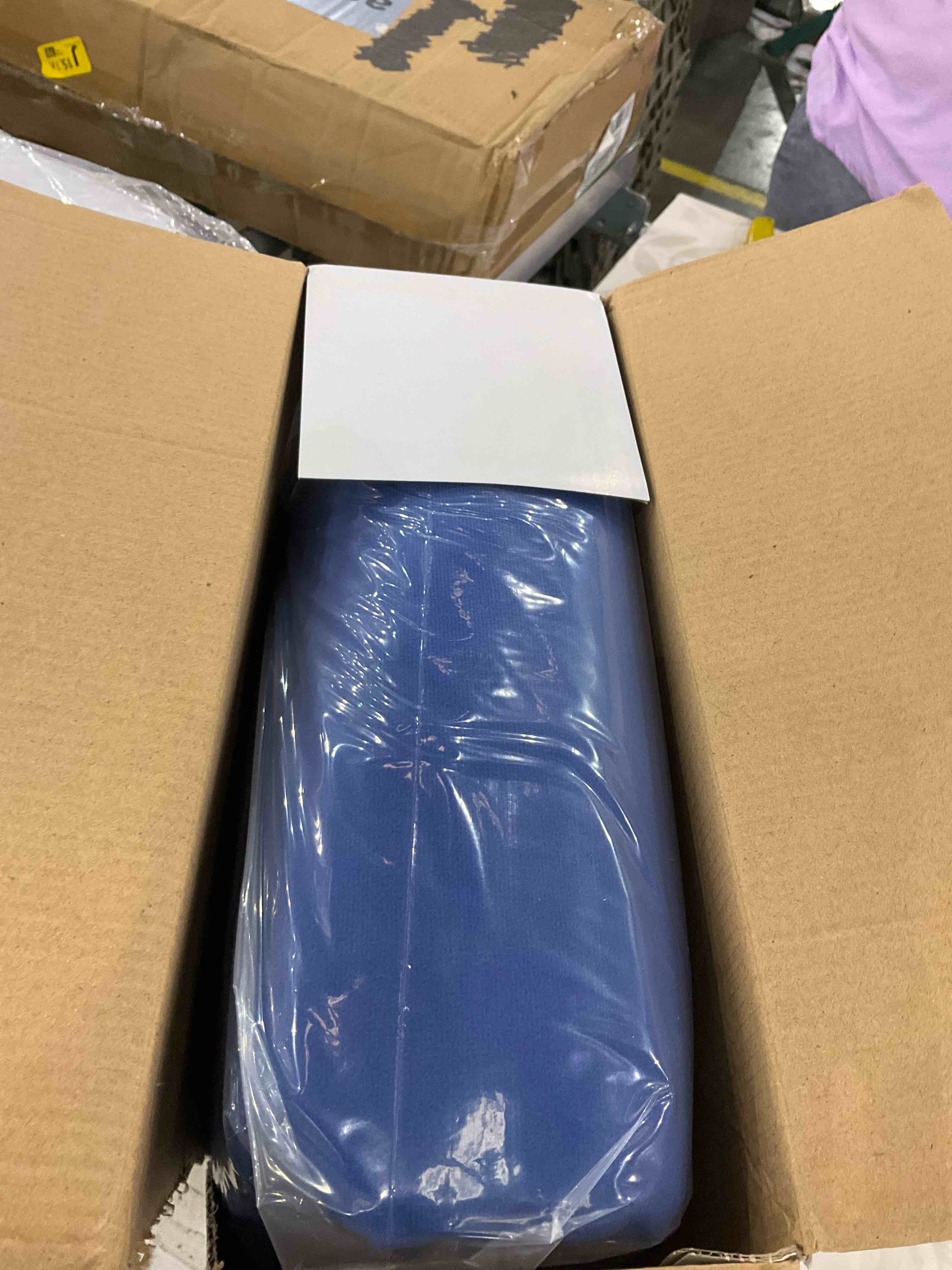 https://s3.amazonaws.com/lotting-images-prod/BargainHunt/EXS01503162_1715776414951.jpeg