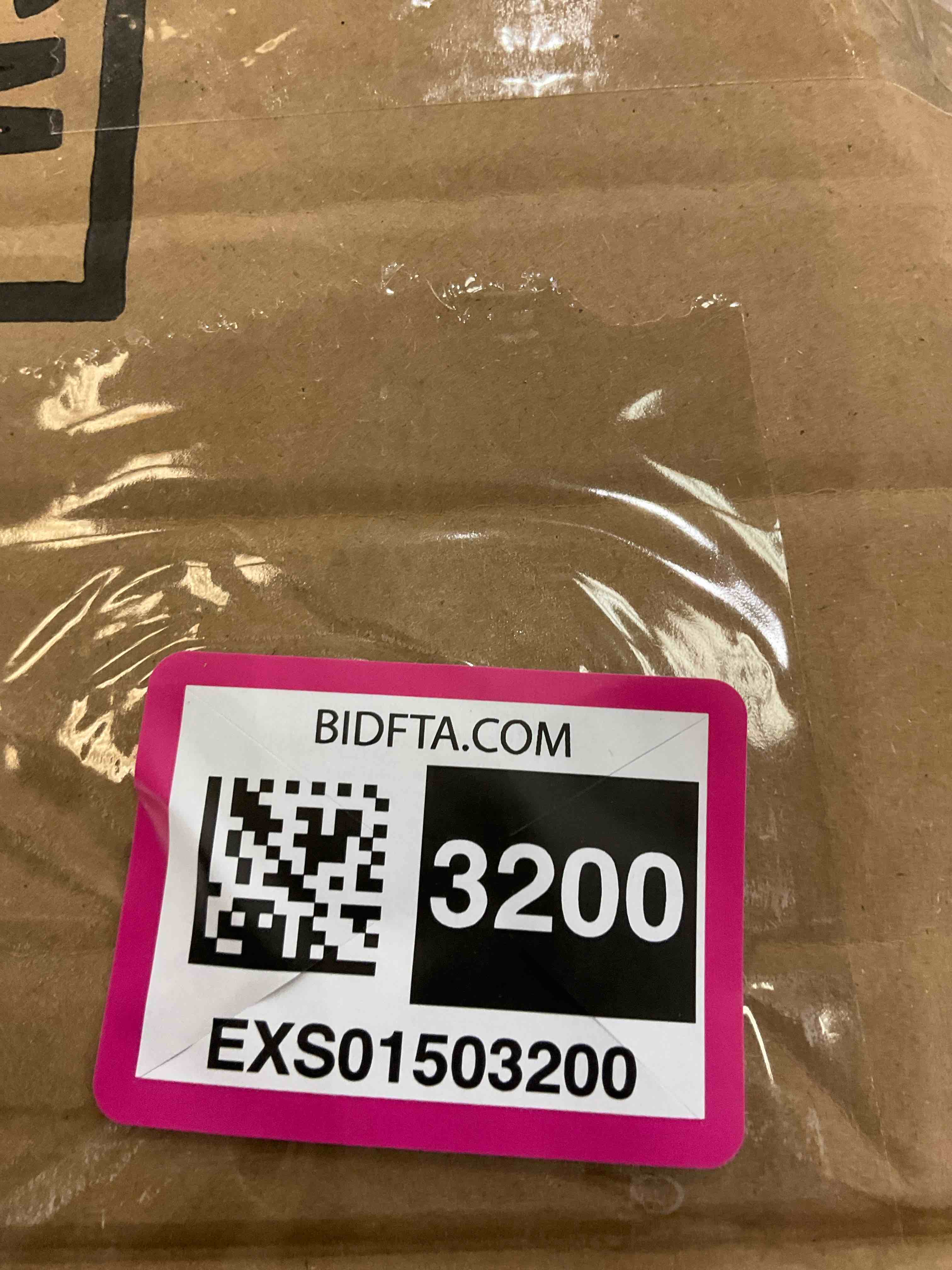 https://s3.amazonaws.com/lotting-images-prod/BargainHunt/EXS01503200_1715782898818.jpeg
