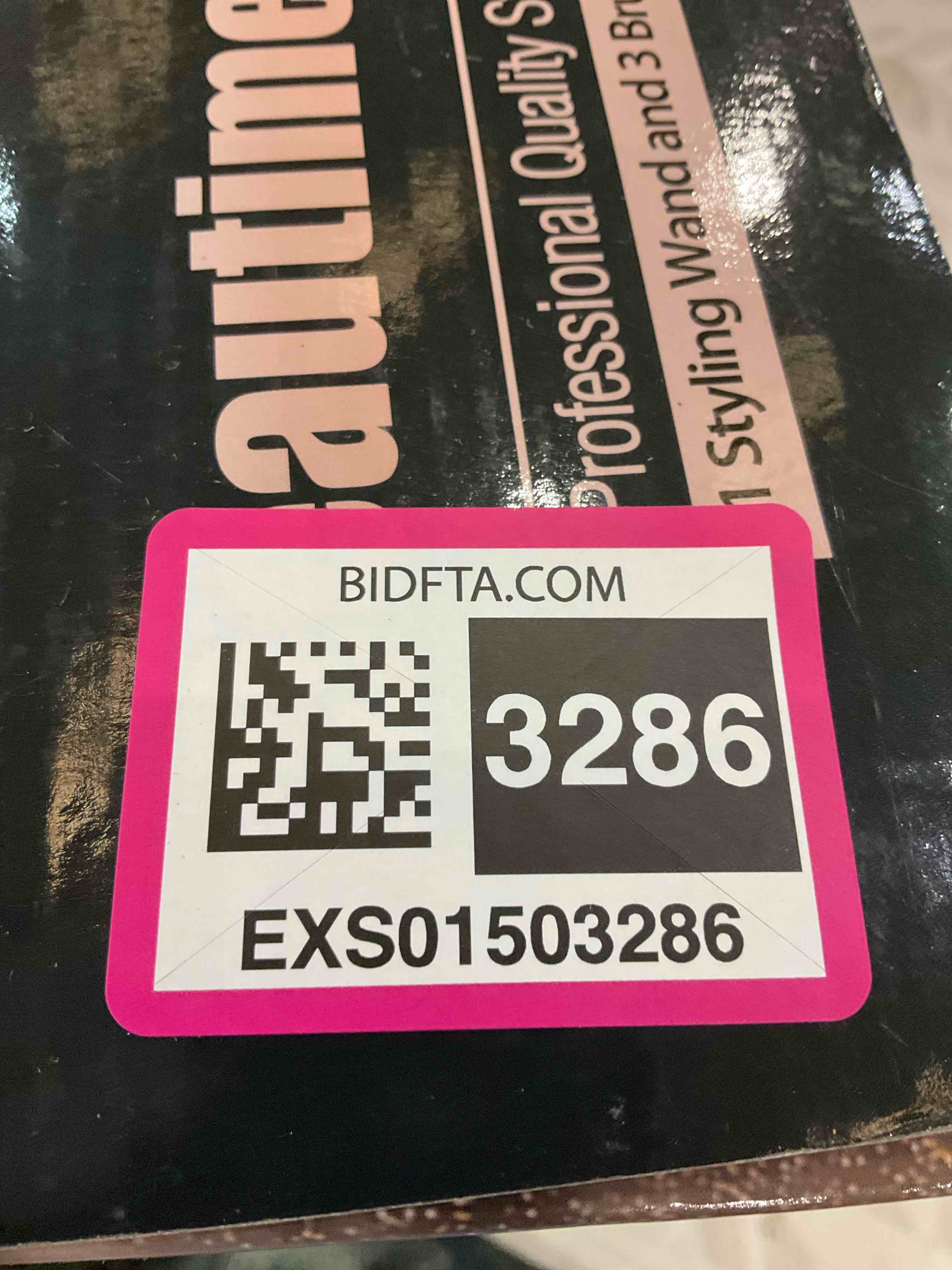 https://s3.amazonaws.com/lotting-images-prod/BargainHunt/EXS01503286_1715794665005.jpeg