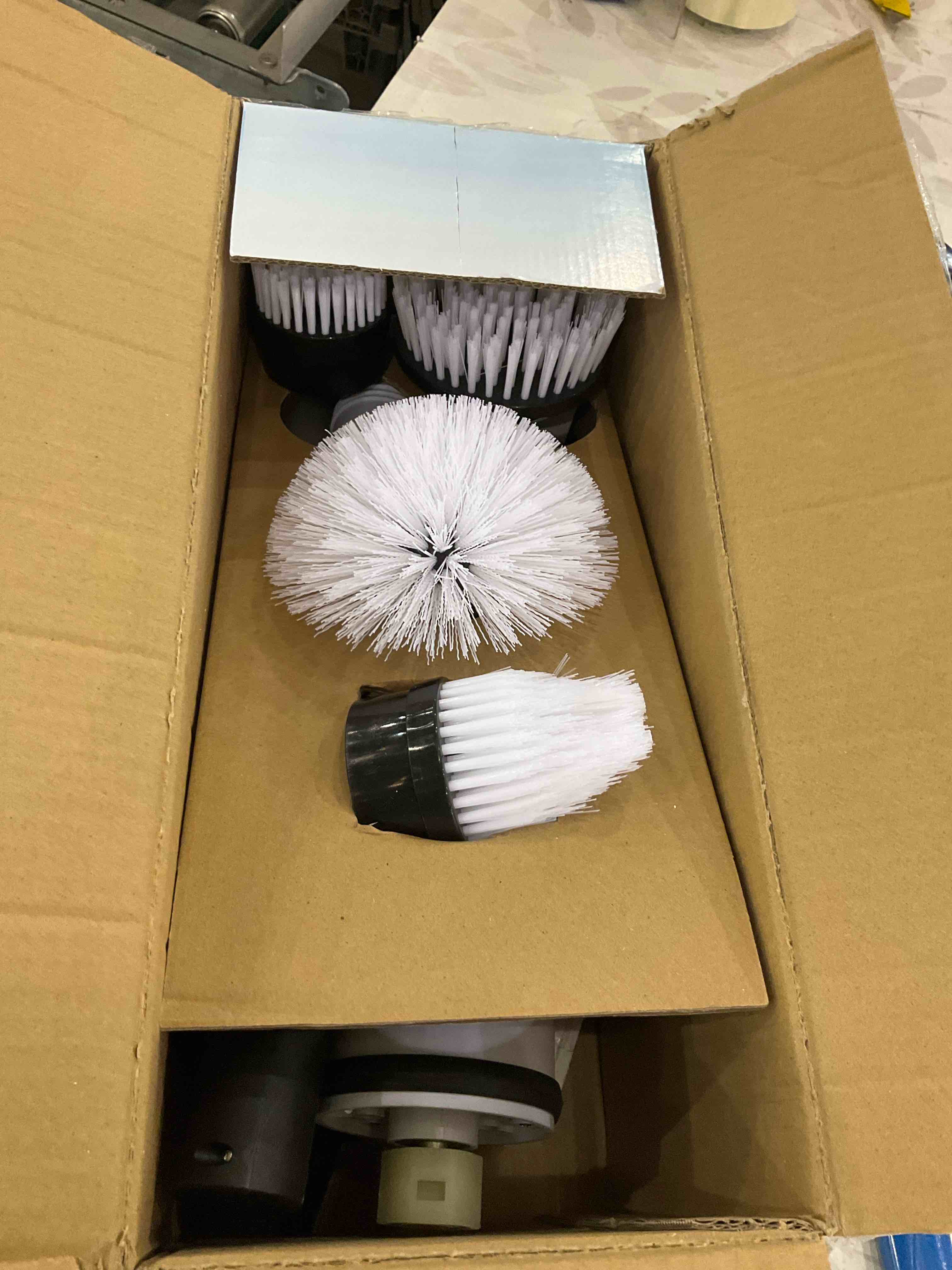 https://s3.amazonaws.com/lotting-images-prod/BargainHunt/EXS01503289_1715794835087.jpeg