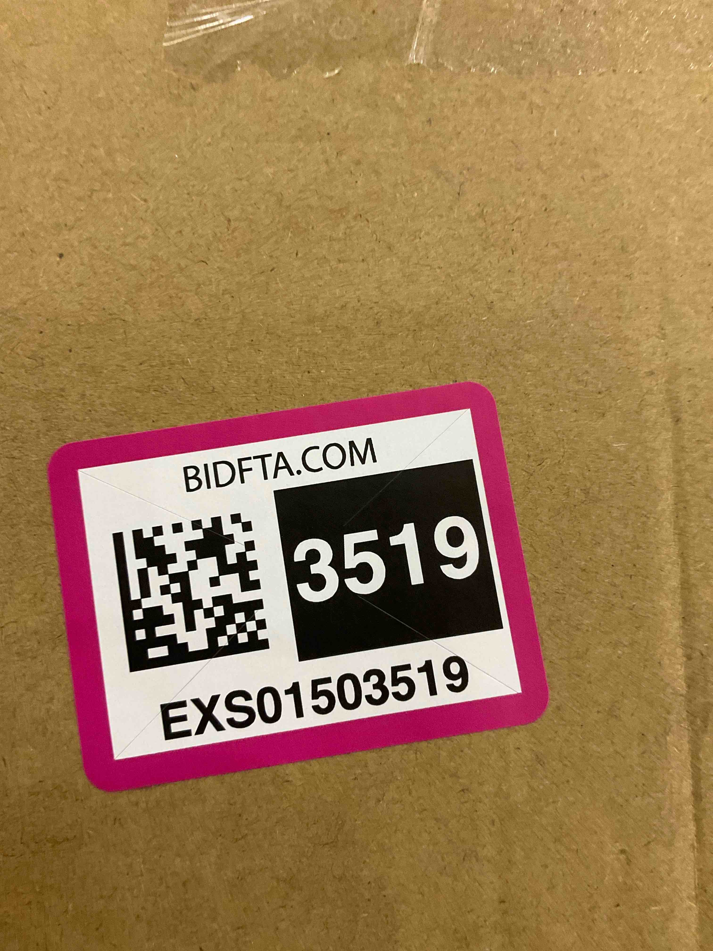 https://s3.amazonaws.com/lotting-images-prod/BargainHunt/EXS01503519_1716897536499.jpeg