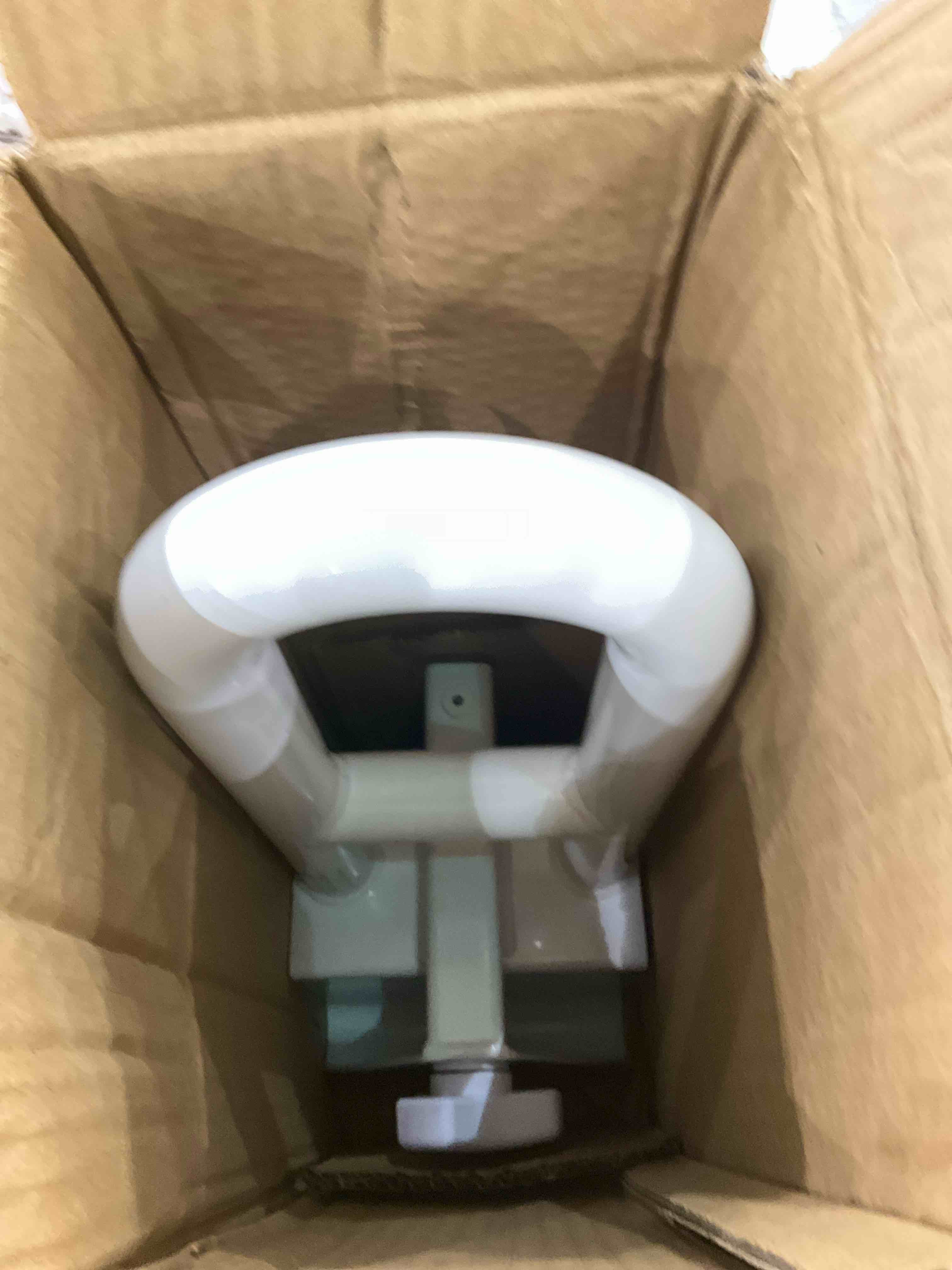 https://s3.amazonaws.com/lotting-images-prod/BargainHunt/EXS01503524_1716898132923.jpeg