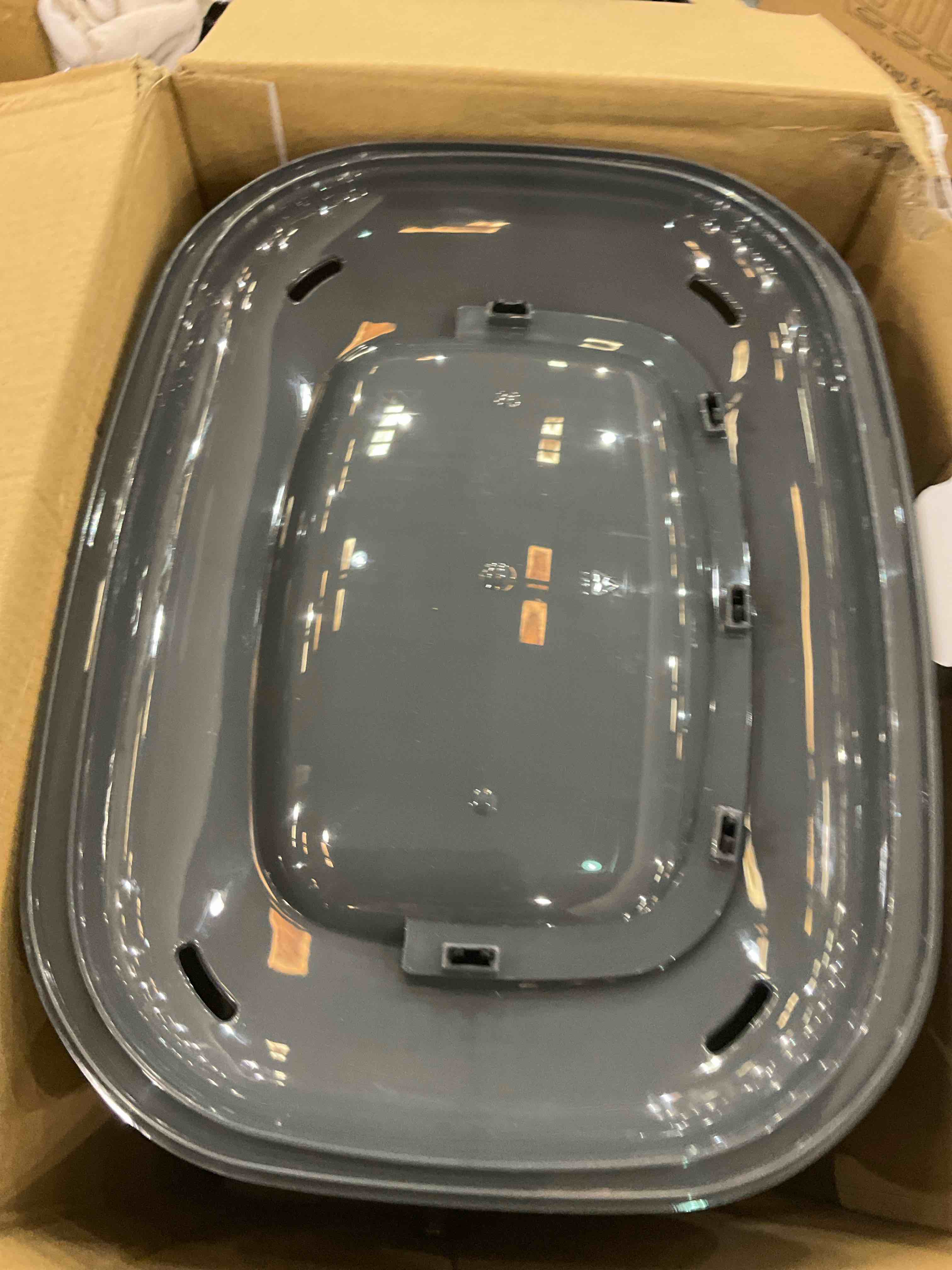 https://s3.amazonaws.com/lotting-images-prod/BargainHunt/EXS01503577_1716908870079.jpeg