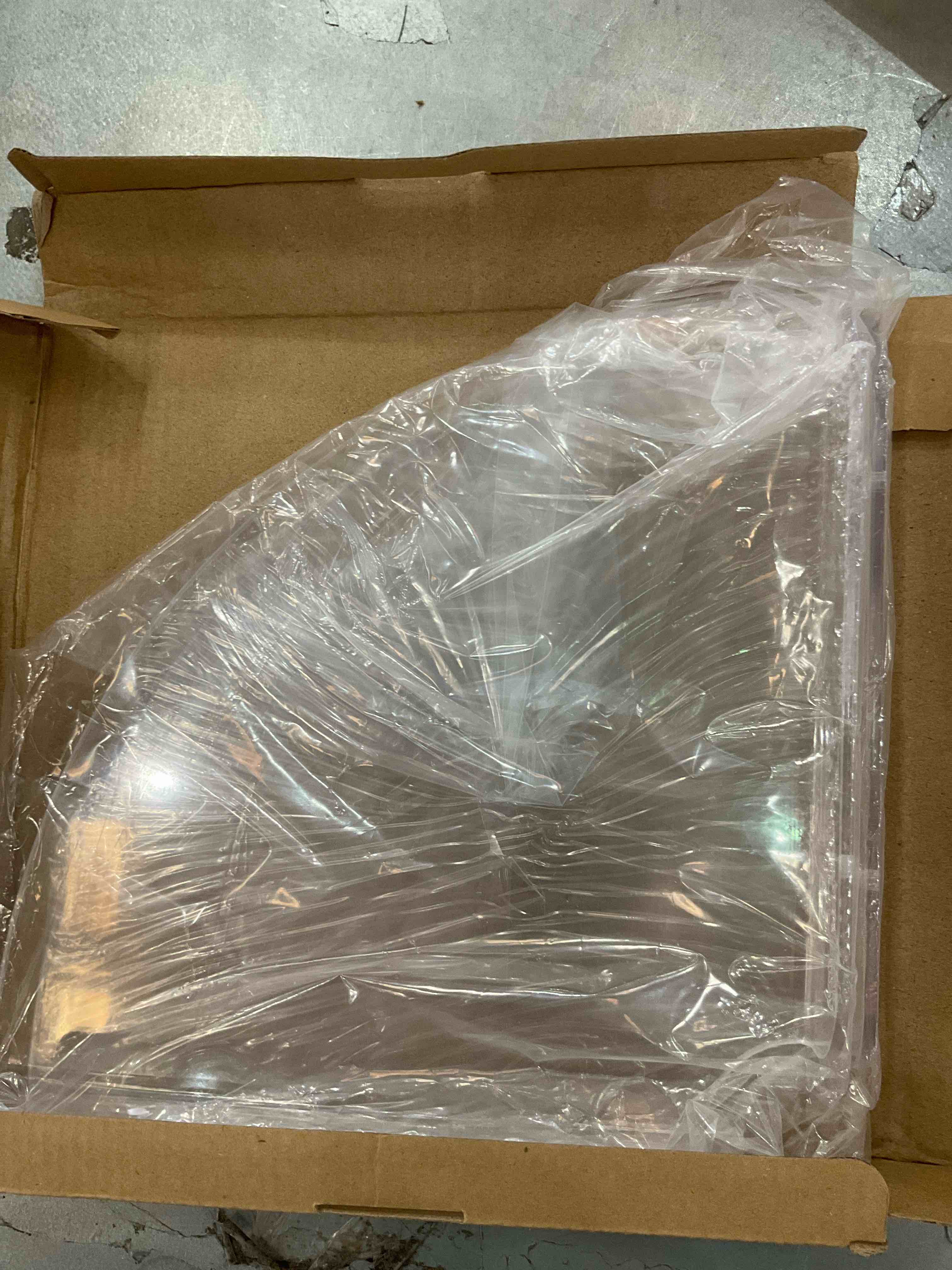 https://s3.amazonaws.com/lotting-images-prod/BargainHunt/EXS01503643_1716922353512.jpeg