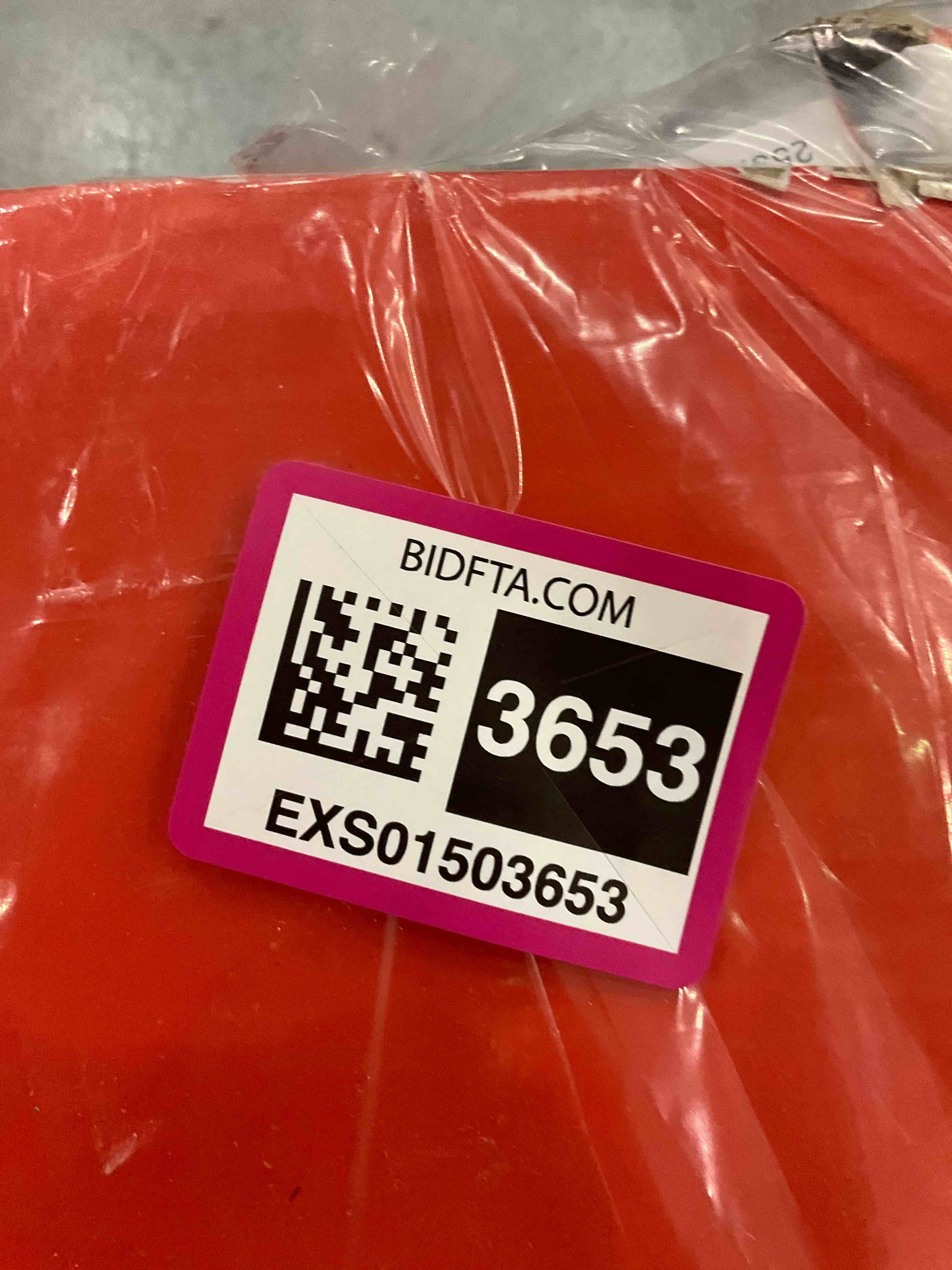 https://s3.amazonaws.com/lotting-images-prod/BargainHunt/EXS01503653_1716981519830.jpeg