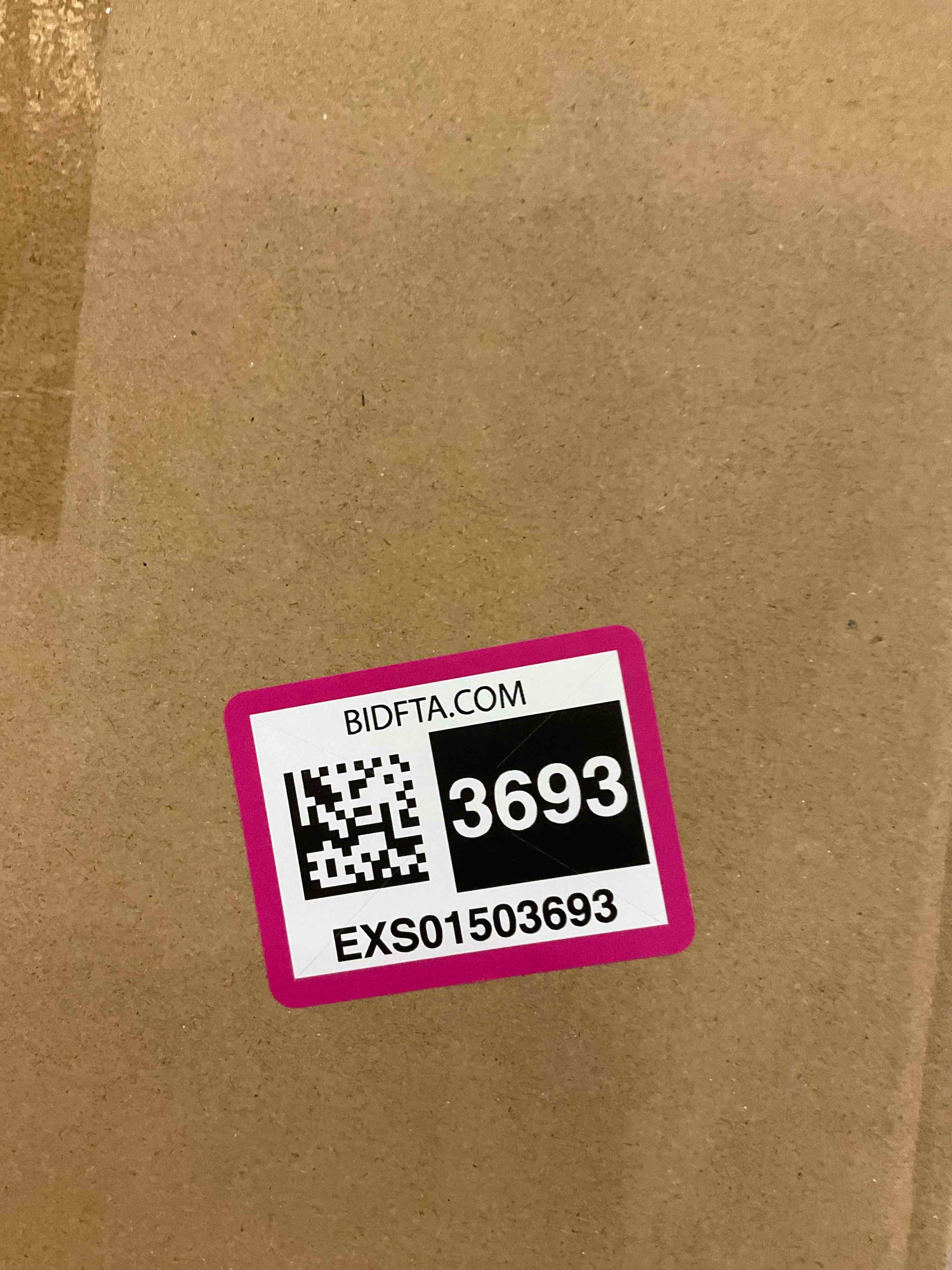 https://s3.amazonaws.com/lotting-images-prod/BargainHunt/EXS01503693_1716985865371.jpeg