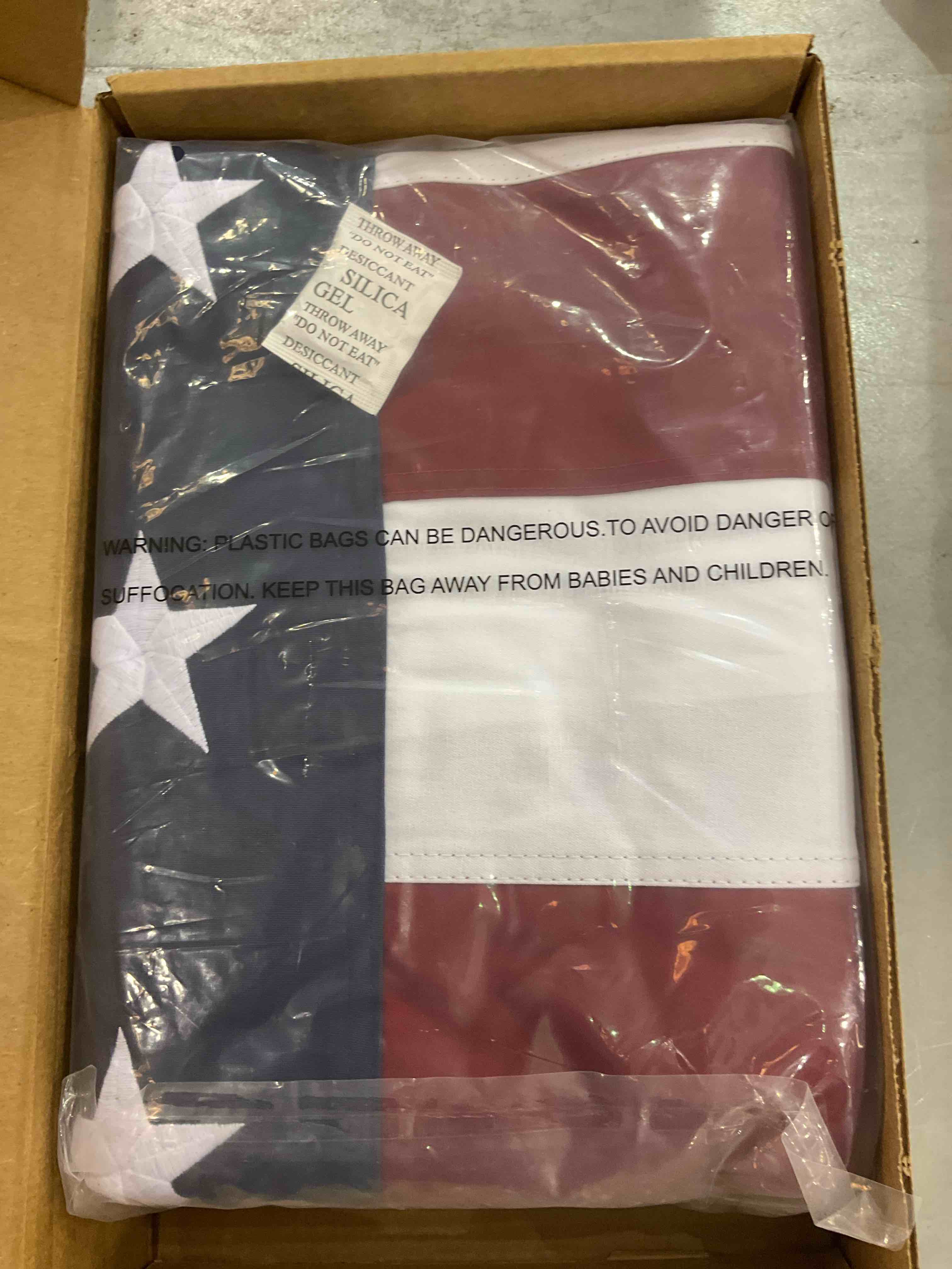 https://s3.amazonaws.com/lotting-images-prod/BargainHunt/EXS01503709_1716989652085.jpeg