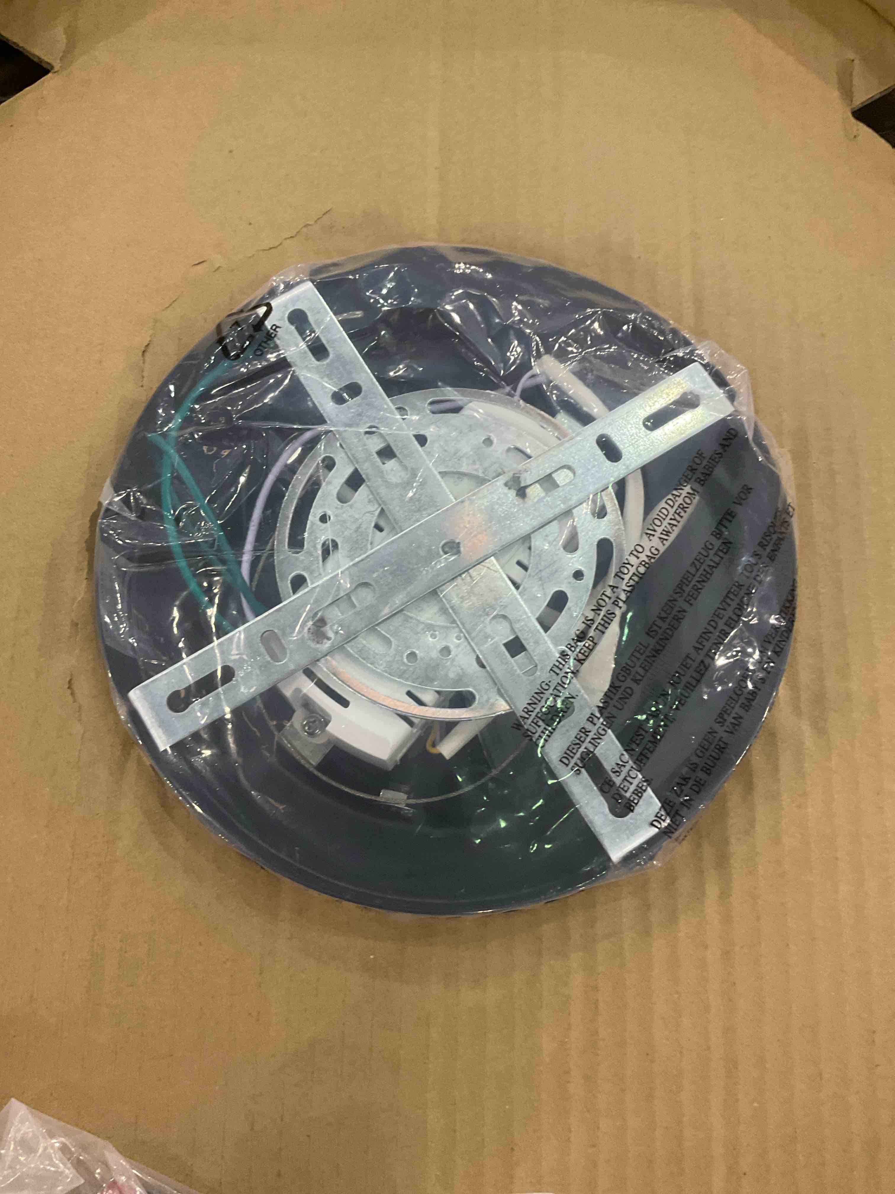 LEDIARY 20" Modern Ceiling Fans with Lights and Remote, Dimmable Low Profile Ceiling Fan, Flush Mount Bladeless Ceiling Fan, Stepless Color Temperature Change and 6 Speeds - White