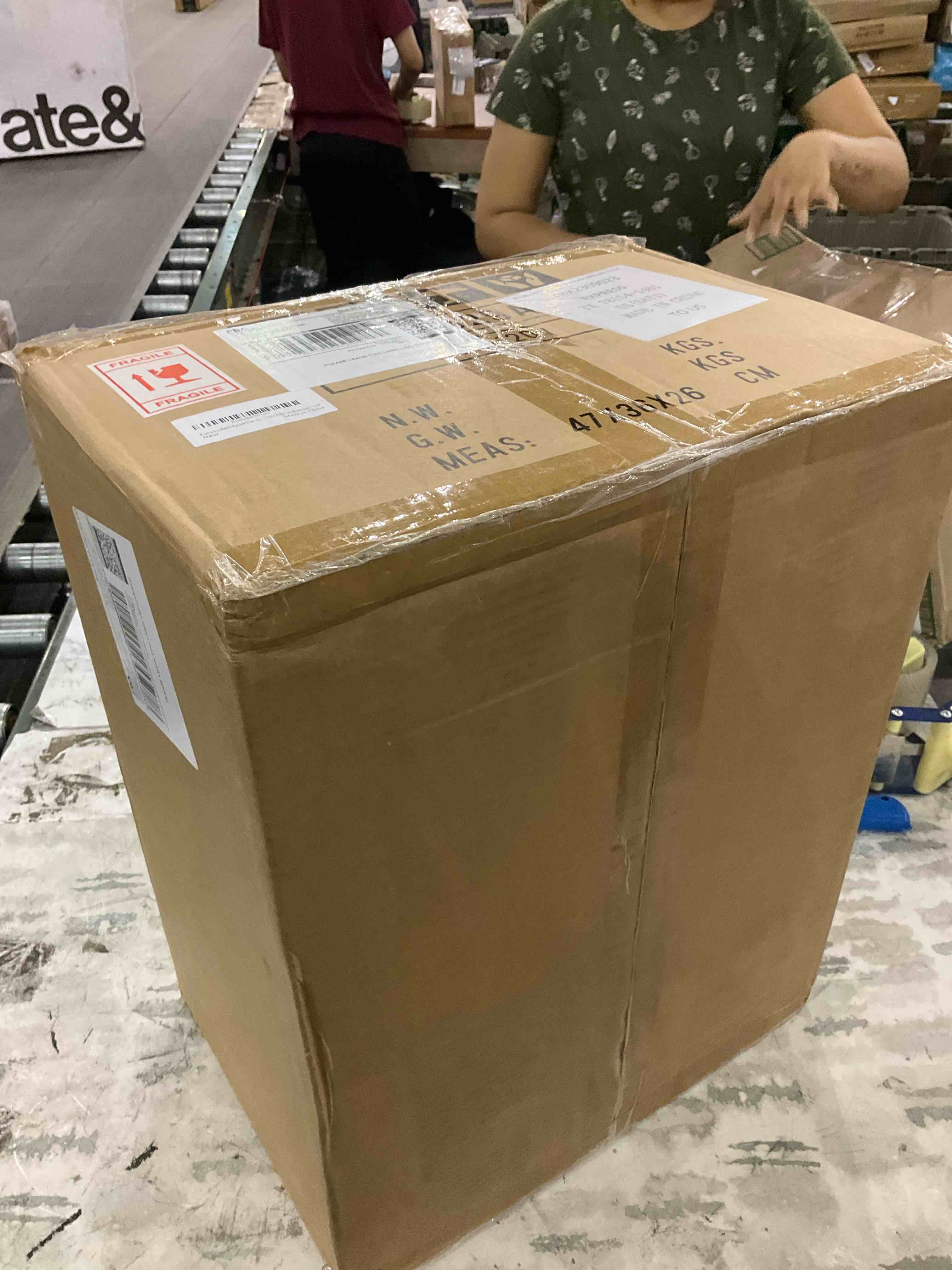 https://s3.amazonaws.com/lotting-images-prod/BargainHunt/EXS01504134_1716464191153.jpeg