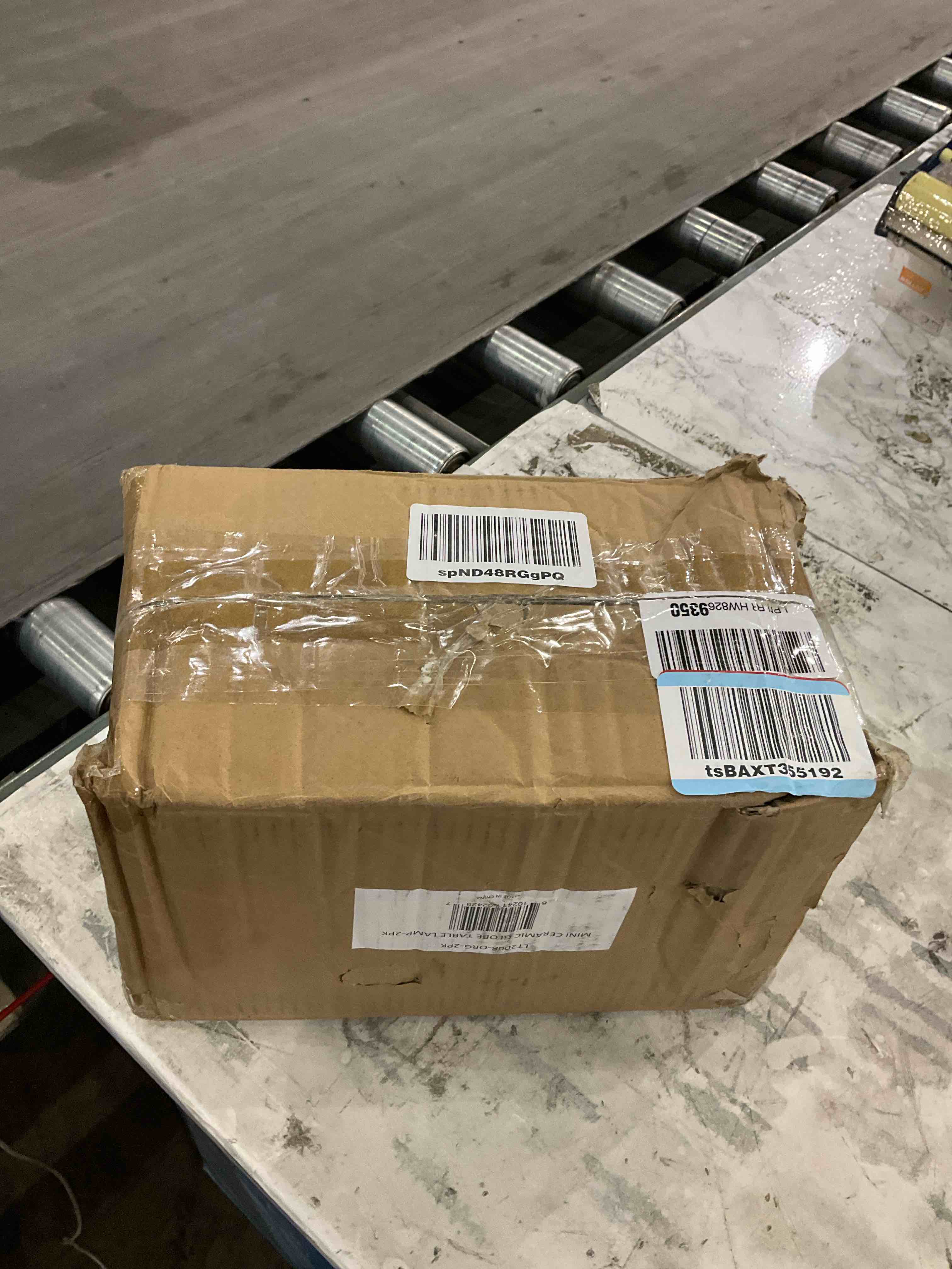 https://s3.amazonaws.com/lotting-images-prod/BargainHunt/EXS01504251_1716894792527.jpeg