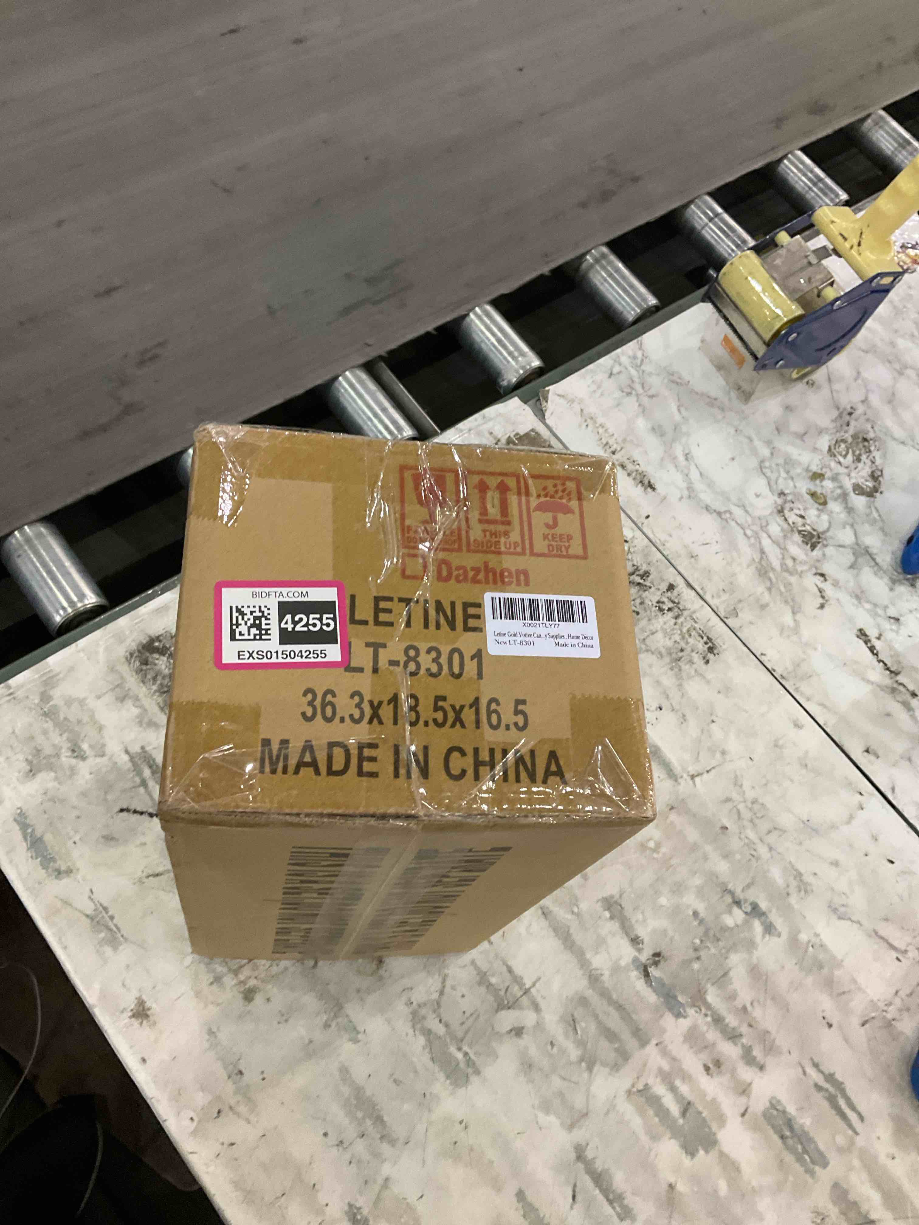 https://s3.amazonaws.com/lotting-images-prod/BargainHunt/EXS01504255_1716895037155.jpeg