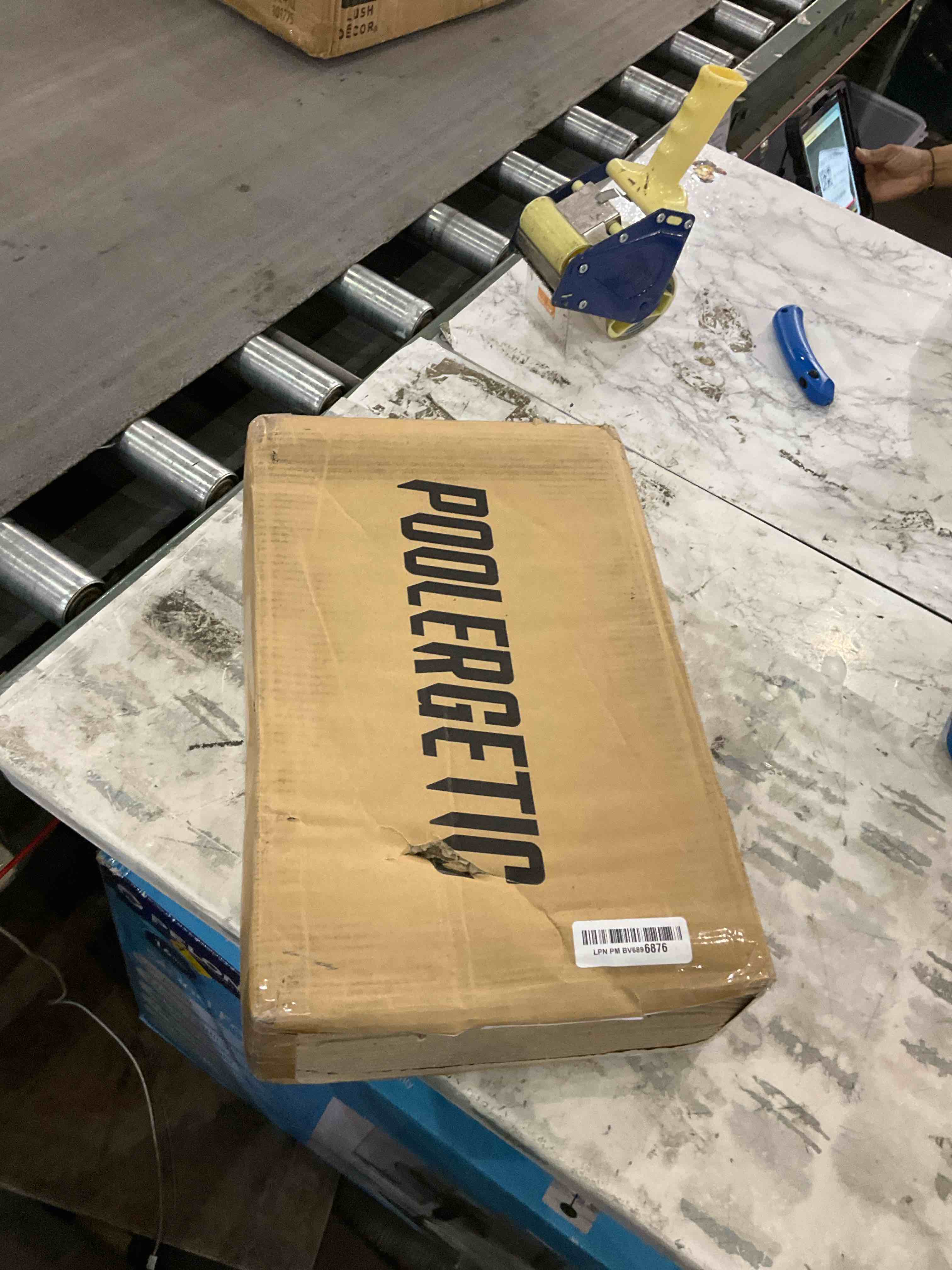 https://s3.amazonaws.com/lotting-images-prod/BargainHunt/EXS01504275_1716895973784.jpeg