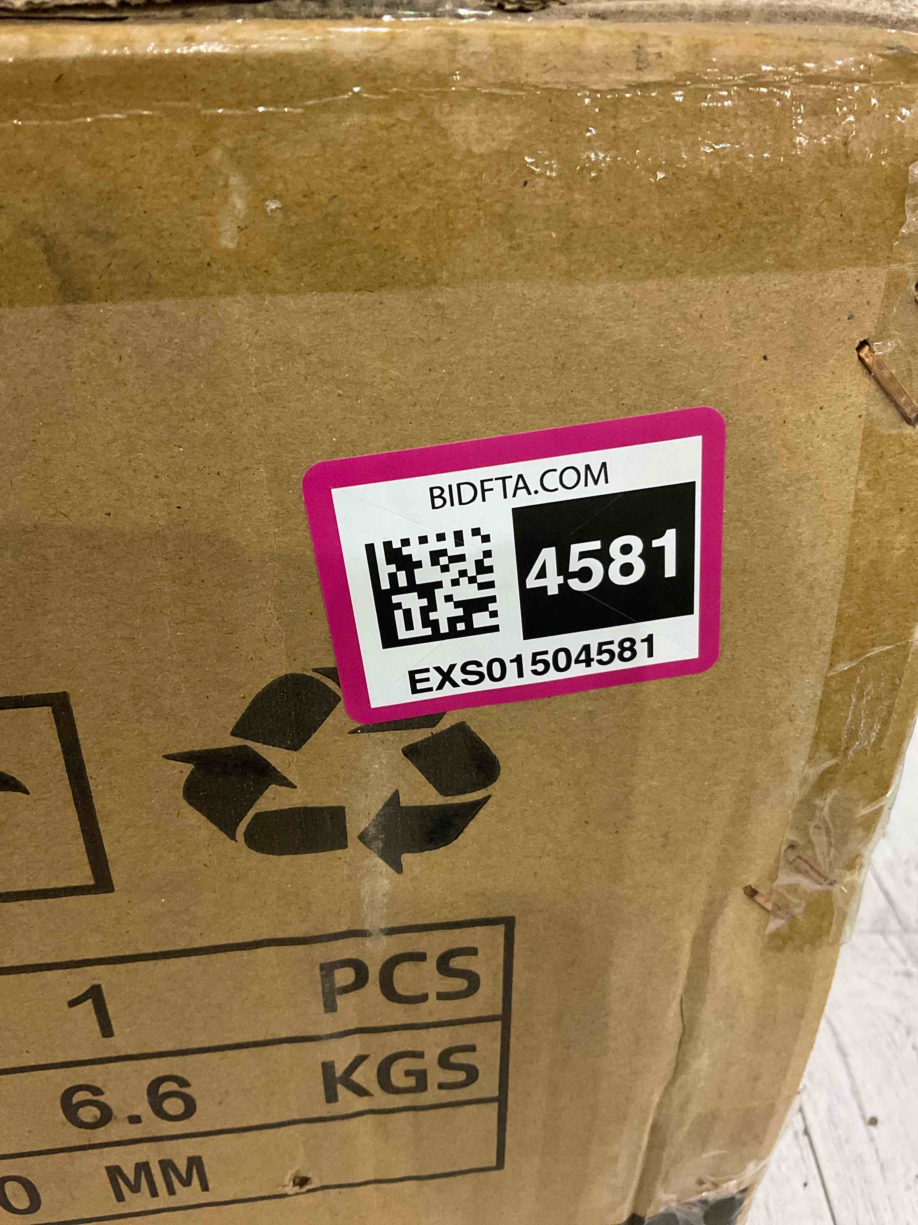 https://s3.amazonaws.com/lotting-images-prod/BargainHunt/EXS01504581_1716379554416.jpeg