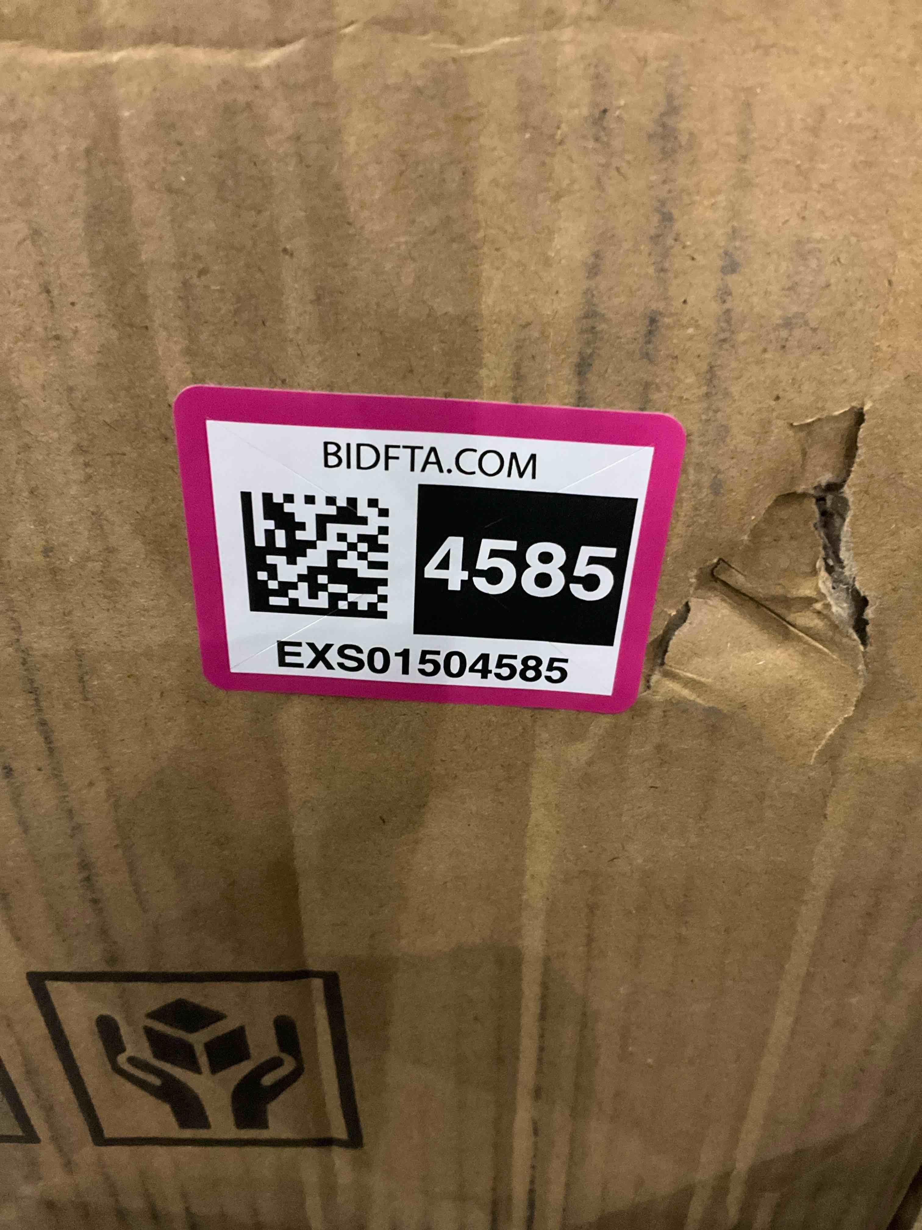 https://s3.amazonaws.com/lotting-images-prod/BargainHunt/EXS01504585_1716380110897.jpeg